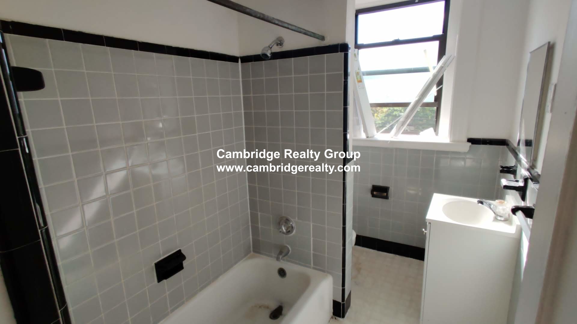 1010 Massachusetts Ave, Central Square