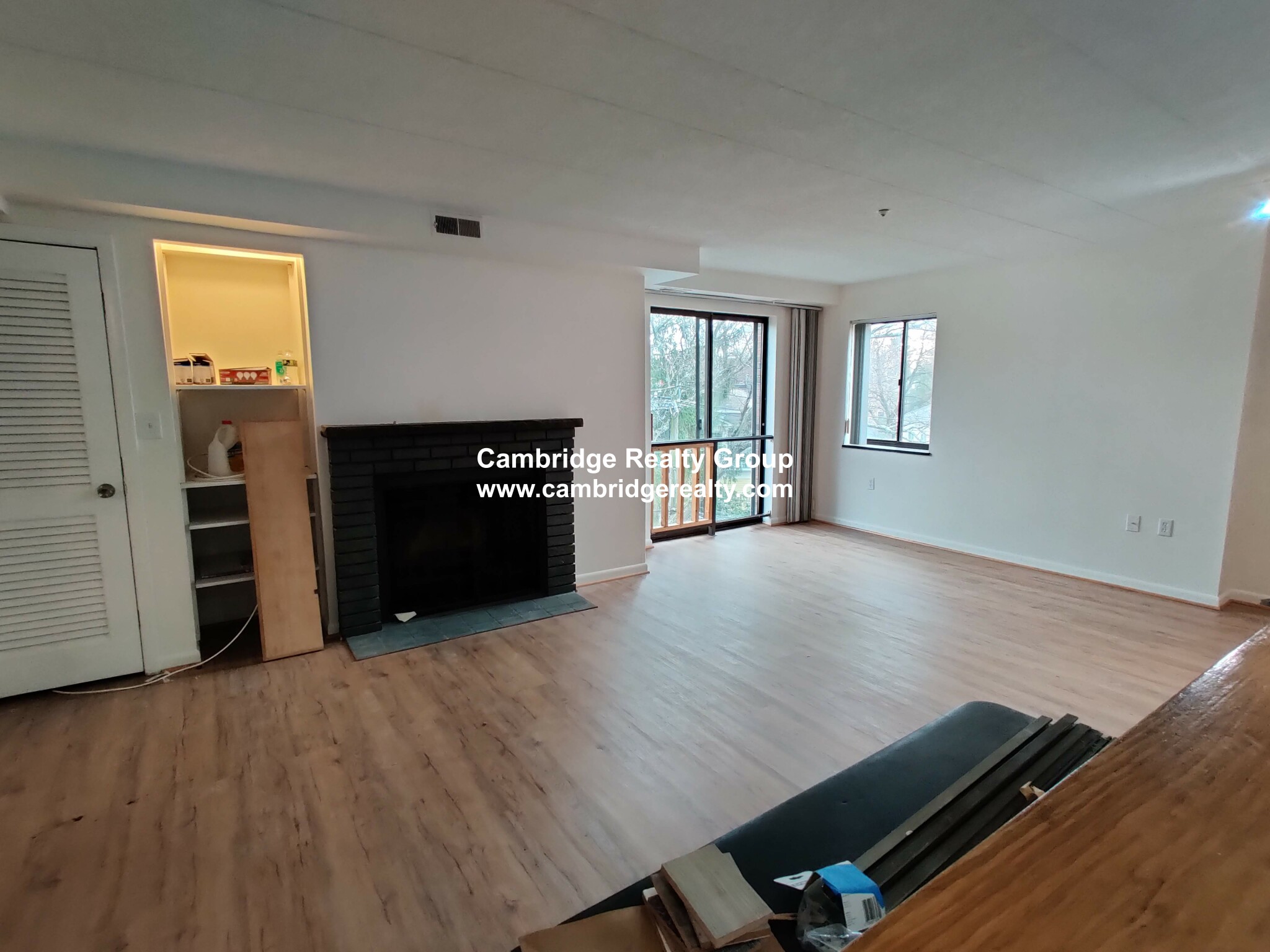 2 bed, 2 bath apartment for rent at 44 Concord Ave Unit 305, Harvard Square — photo 3 of 17