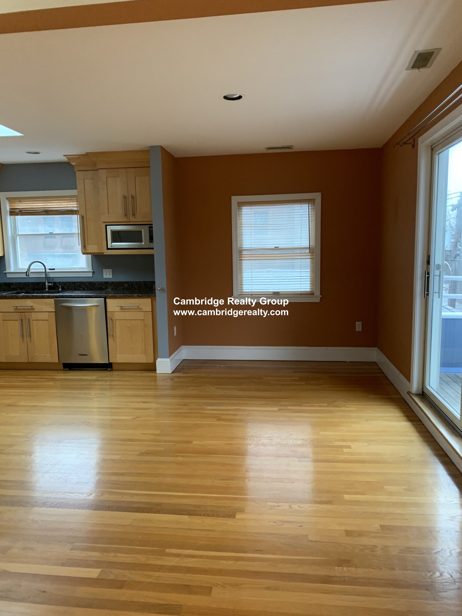 2 bed, 1.5 bath apartment for rent at 28 Surrey St Unit 3, Harvard Square — photo 7 of 25
