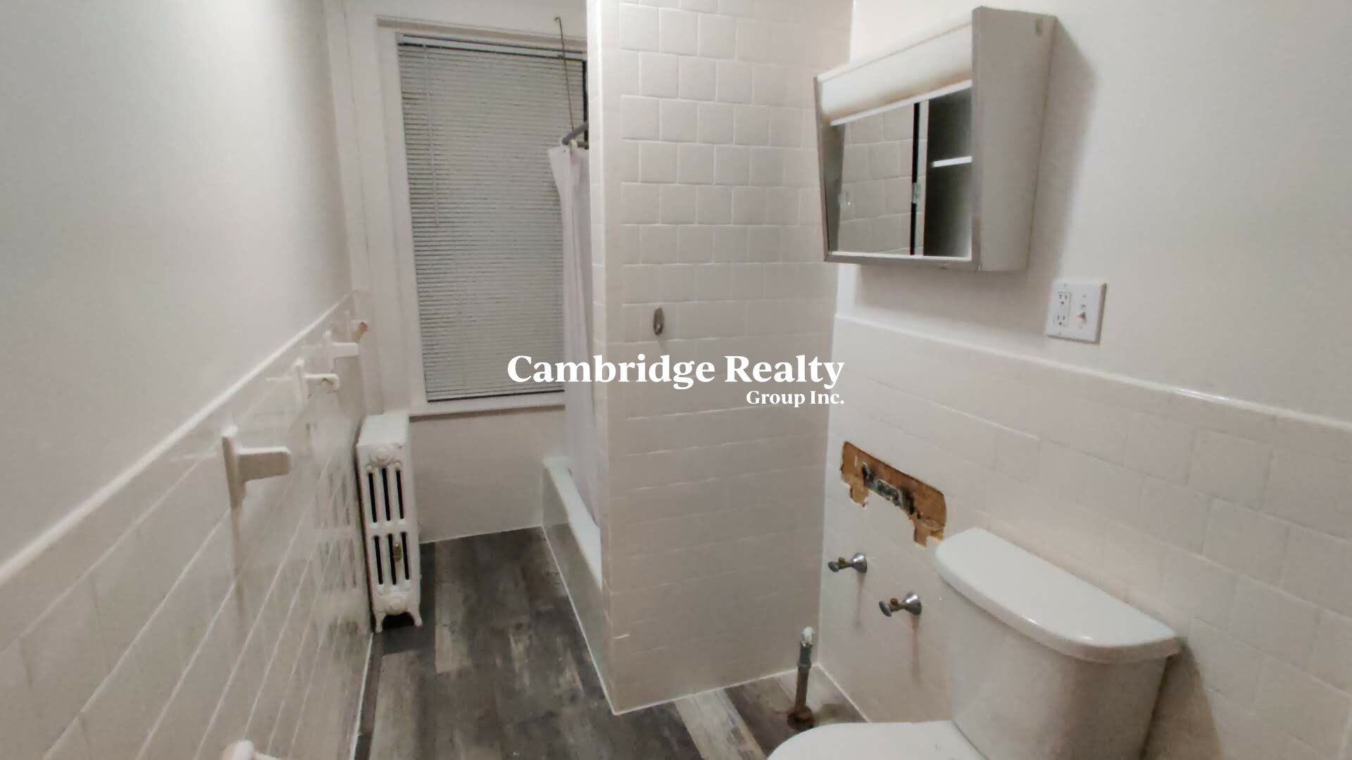 1010 Massachusetts Ave, Riverside