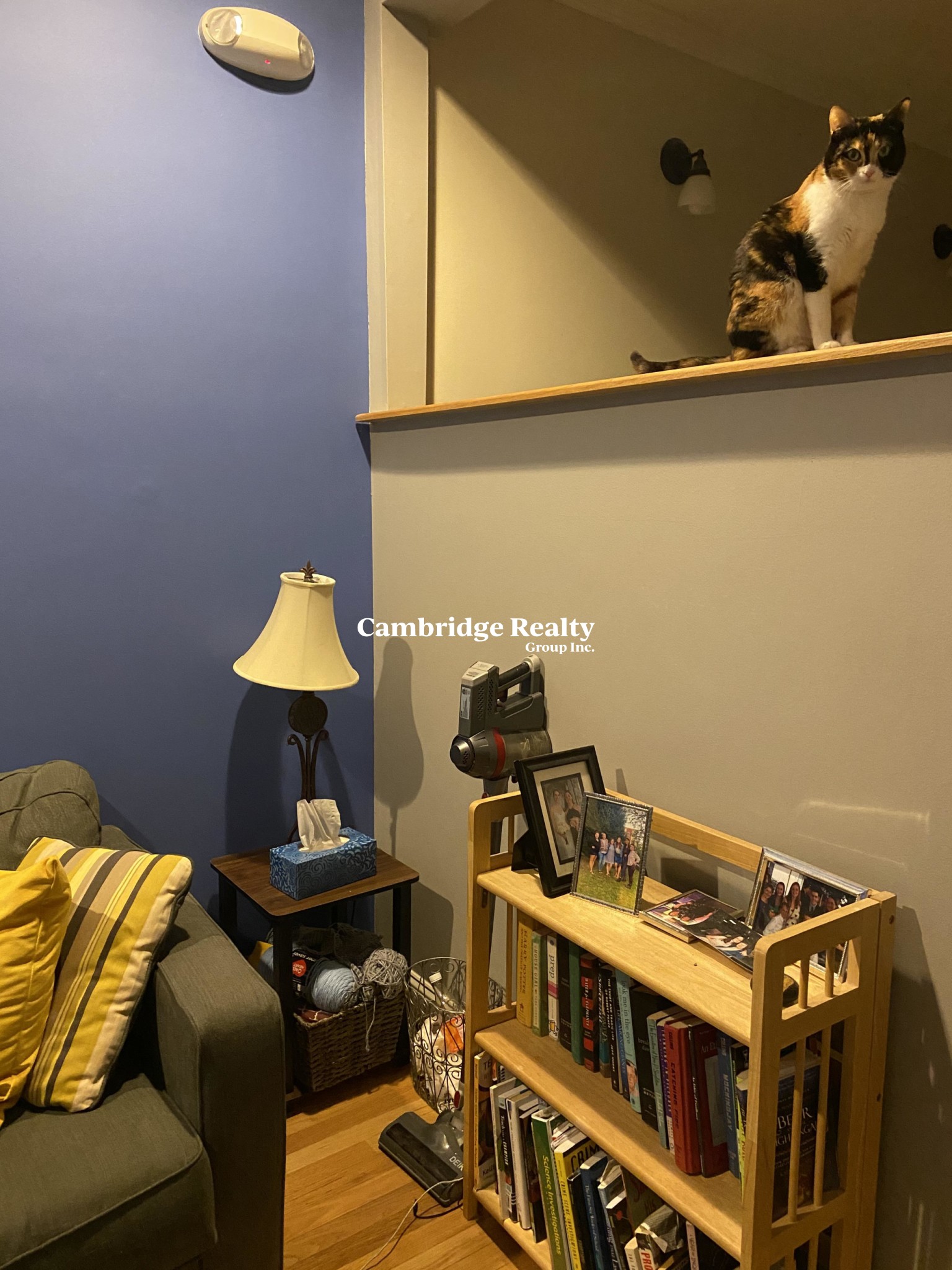 44 Edgar Ave, Magoun Square