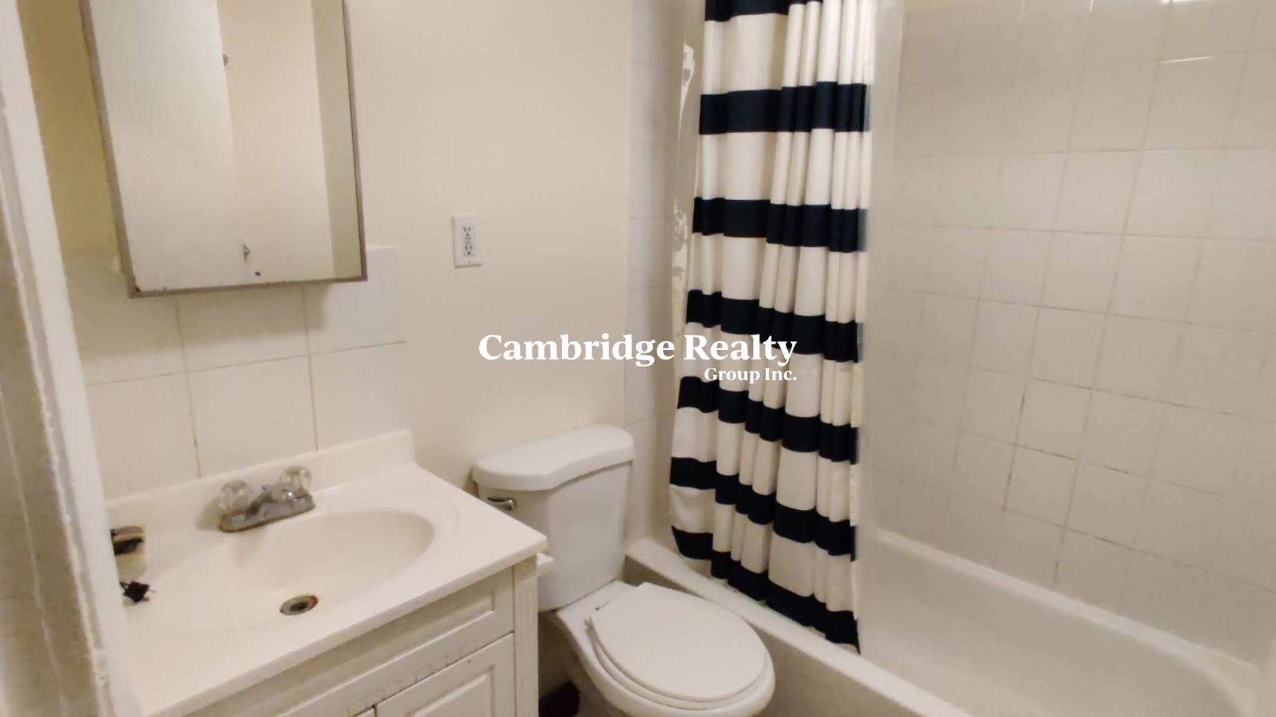 64 Pleasant St, Cambridgeport