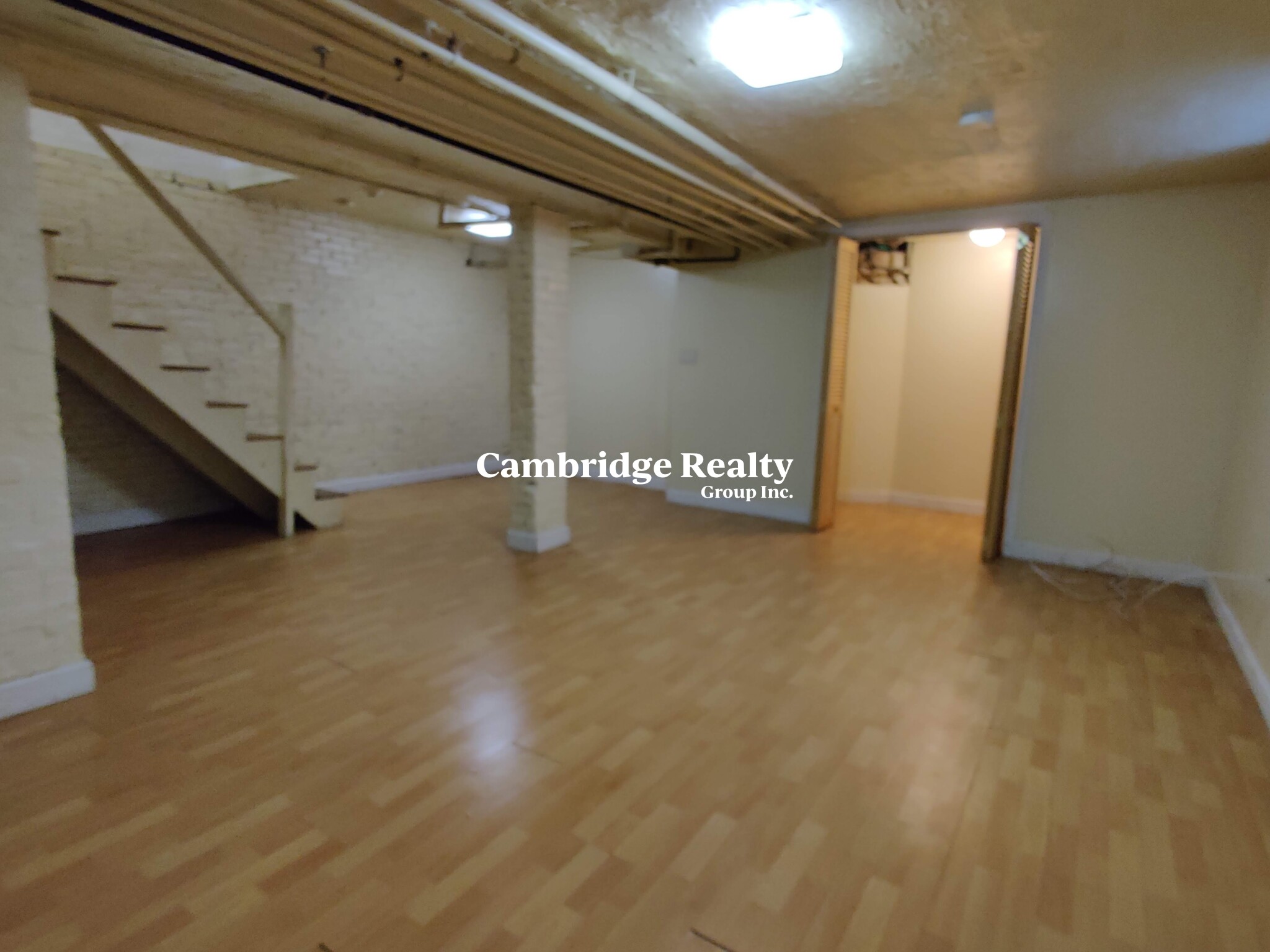 64 Pleasant St, Cambridgeport