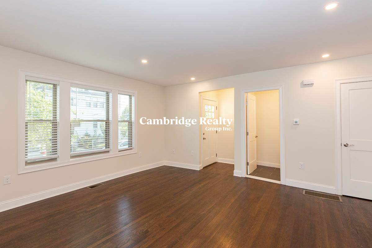 27 29 First St, Medford