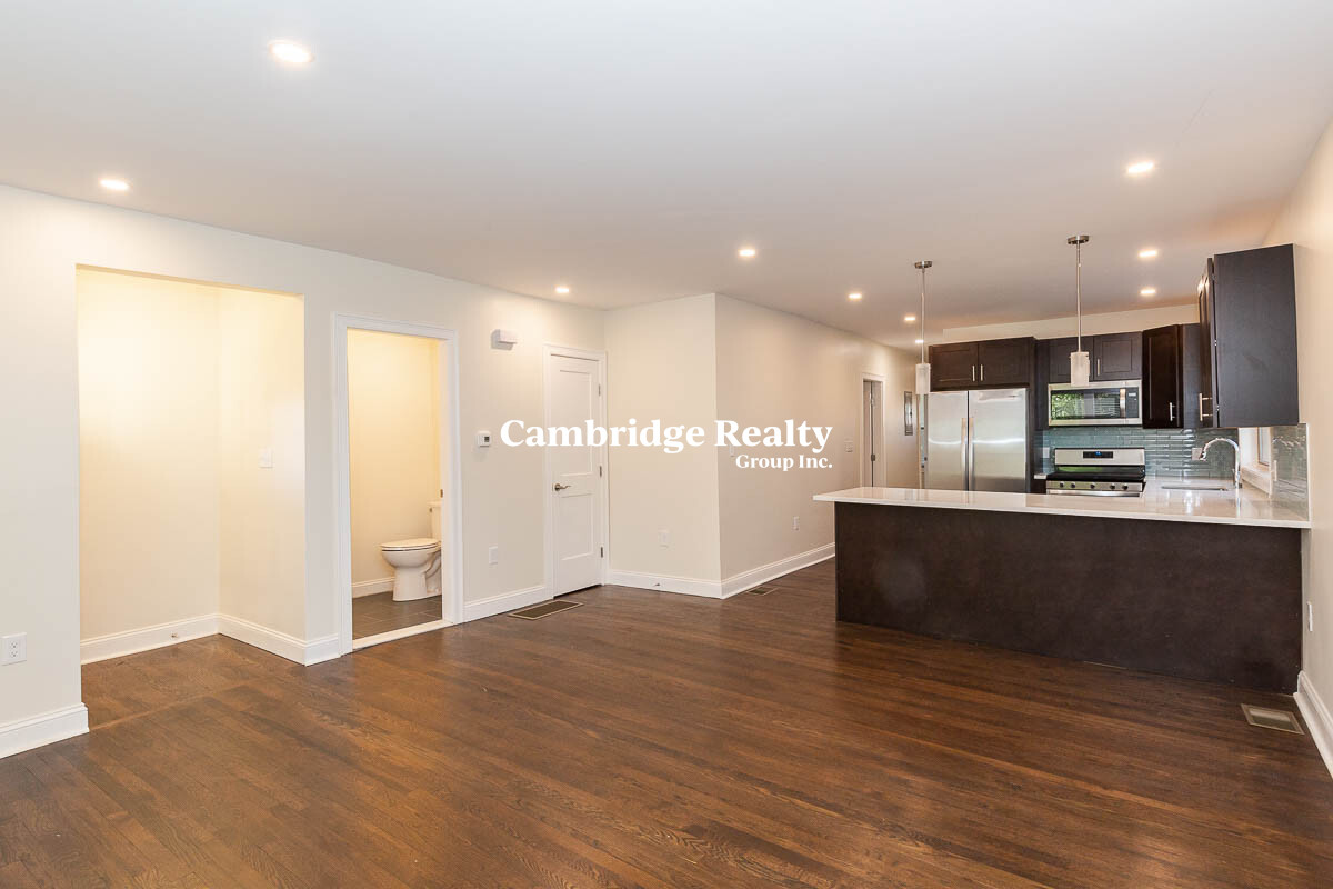 27 29 First St, Medford