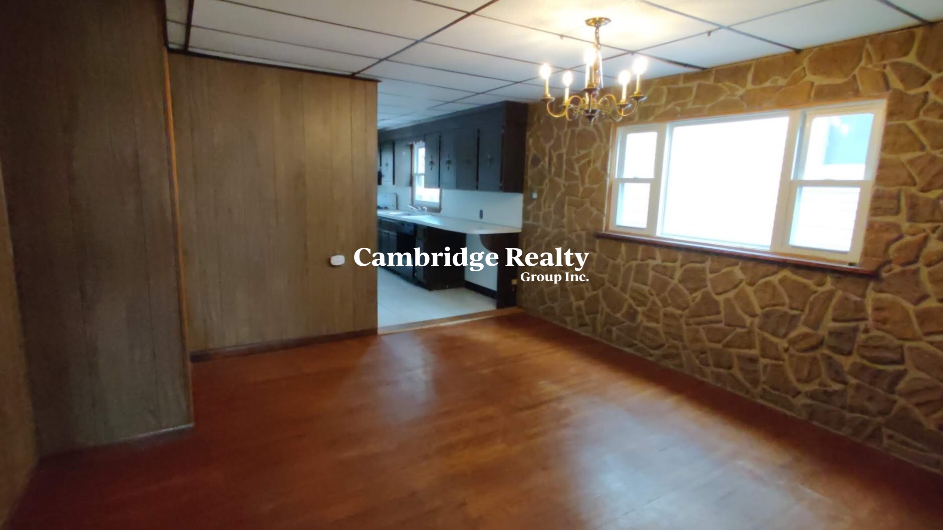 5 bed, 2 bath apartment for rent at 115 Porter St Unit 2, Powder House Square — photo 3 of 22