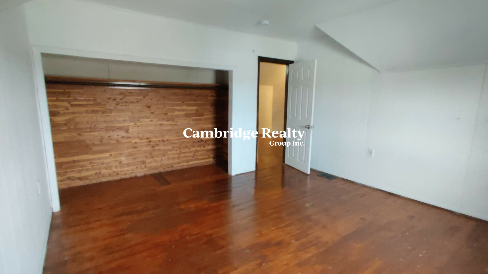 5 bed, 2 bath apartment for rent at 115 Porter St Unit 2, Powder House Square — photo 7 of 22