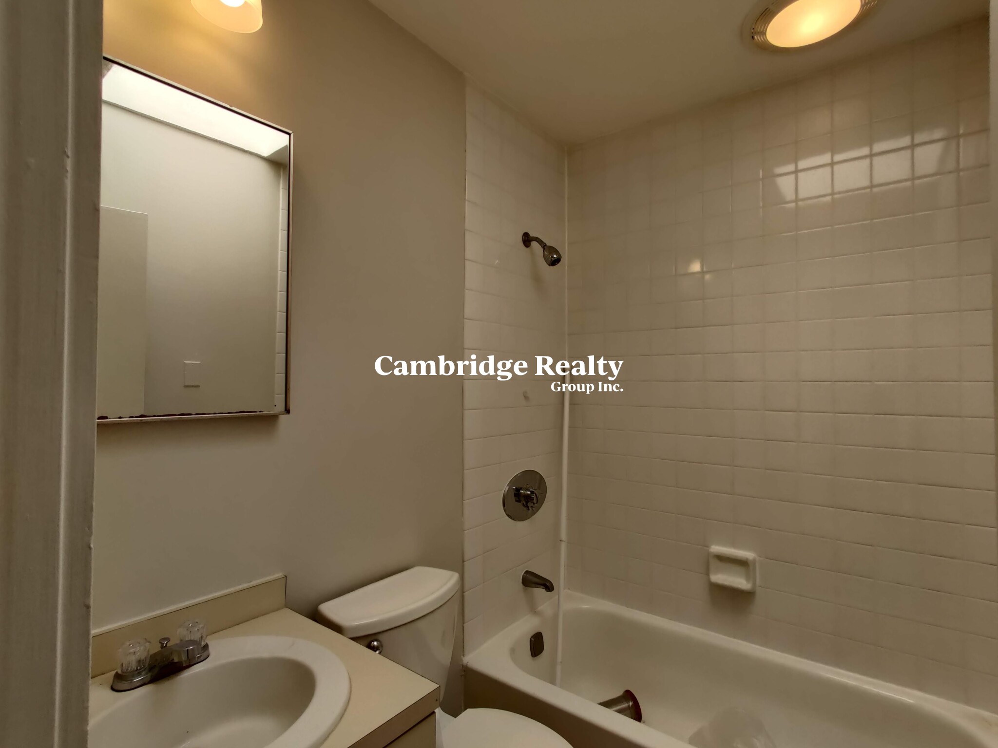 589 Putnam Ave, Cambridgeport