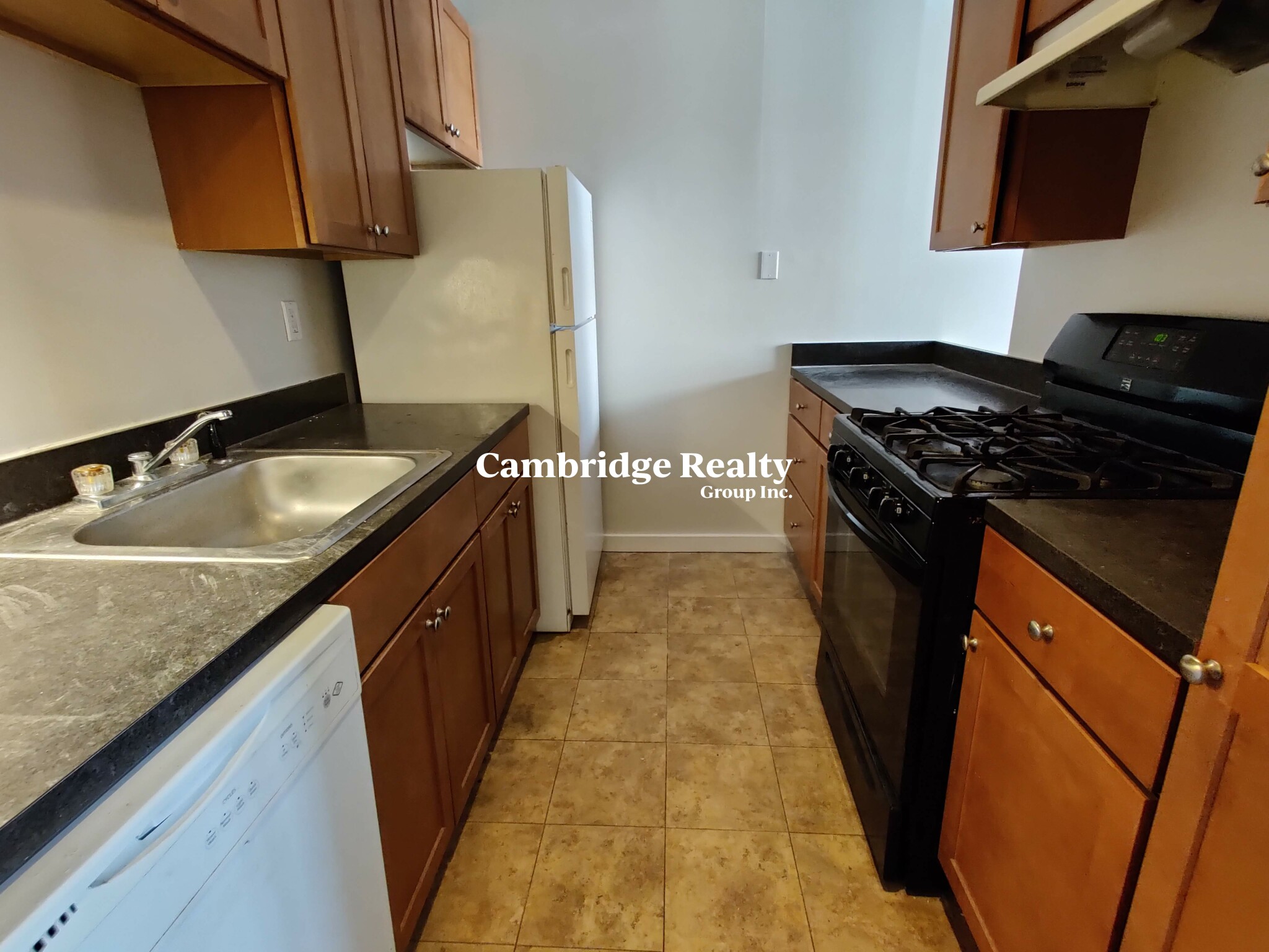 589 Putnam Ave, Cambridgeport