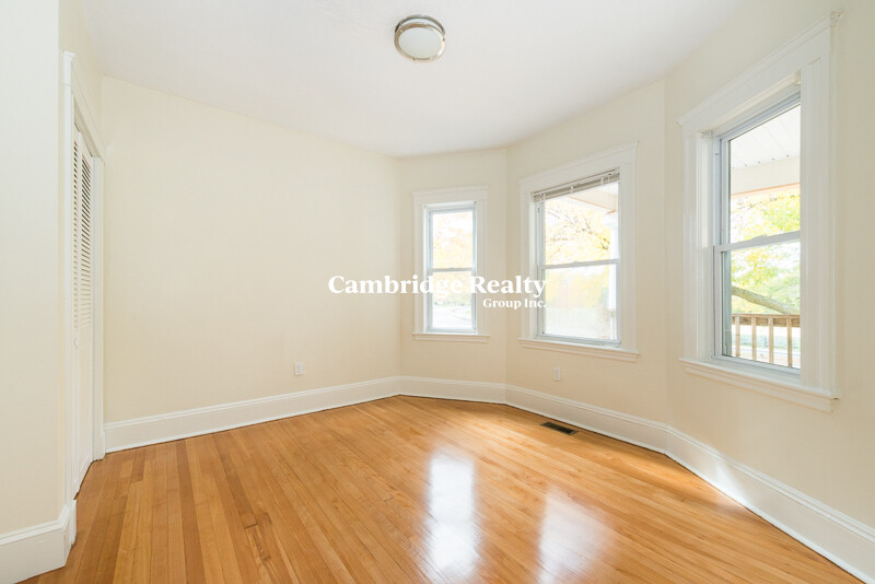 299 301 Alewife Brook Pkwy, West Somerville