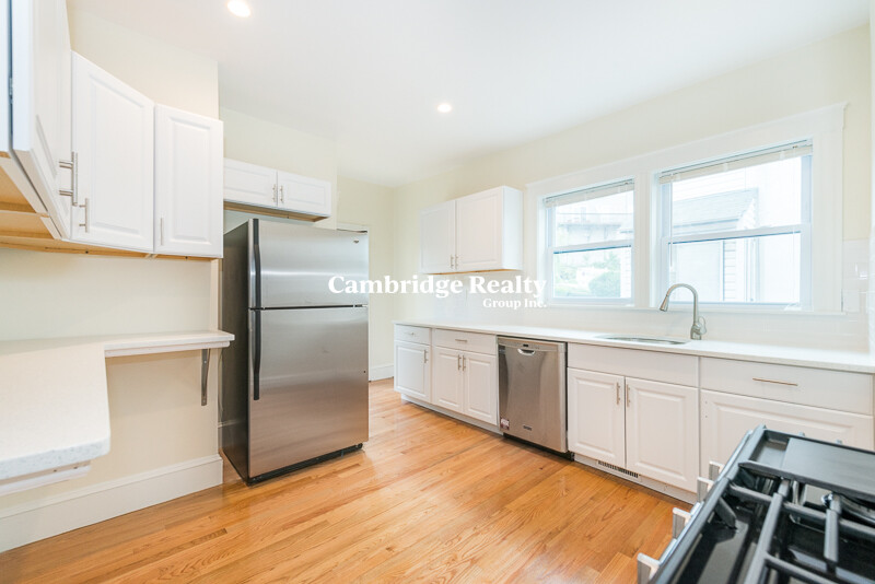 299 301 Alewife Brook Pkwy, West Somerville