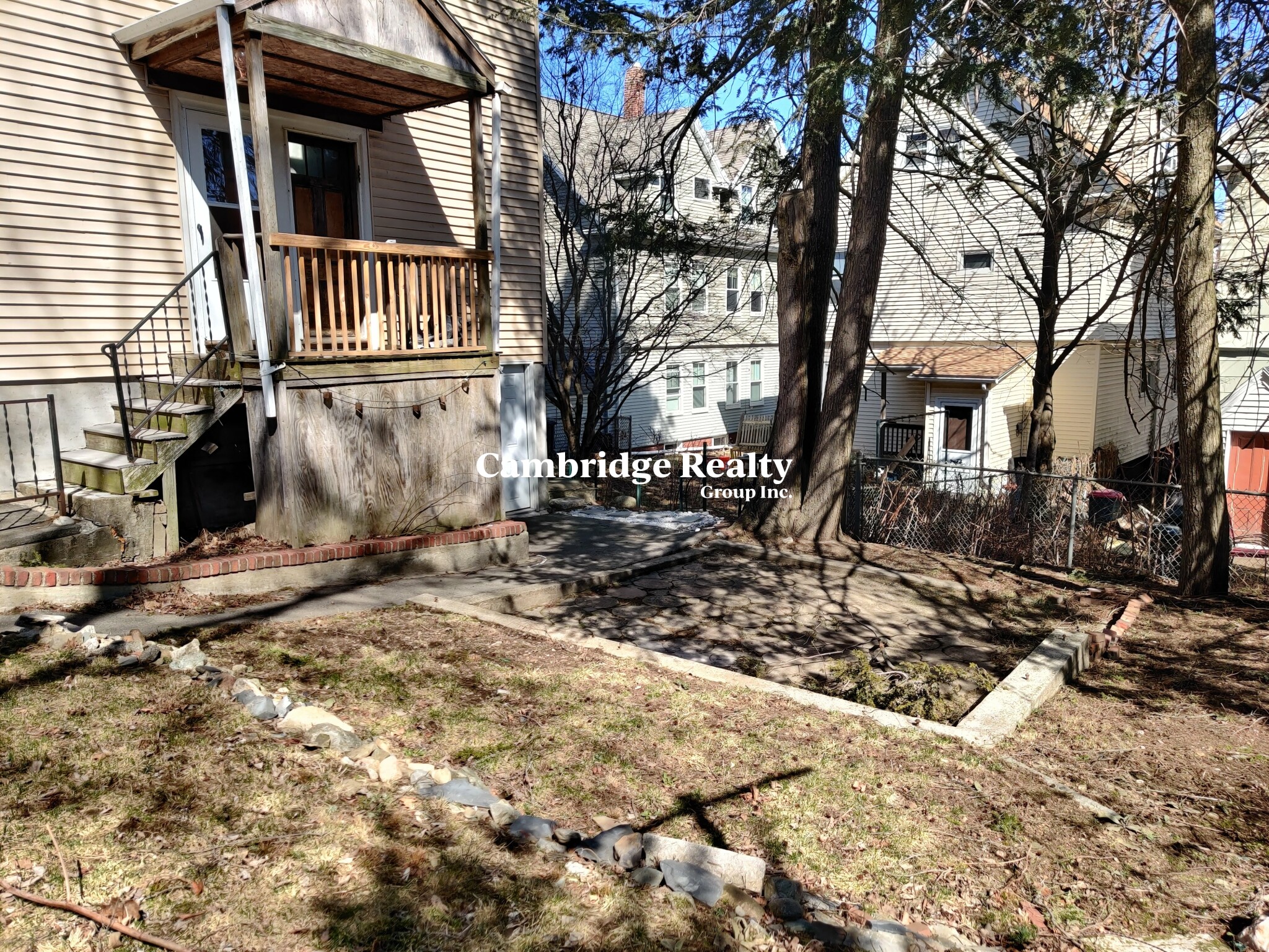 5 bed, 2 bath apartment for rent at 115 Porter St Unit 2, Powder House Square — photo 19 of 22