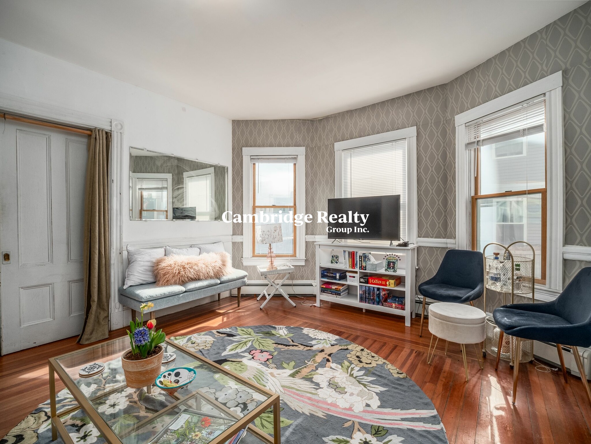 318 Beacon St, Ward Two