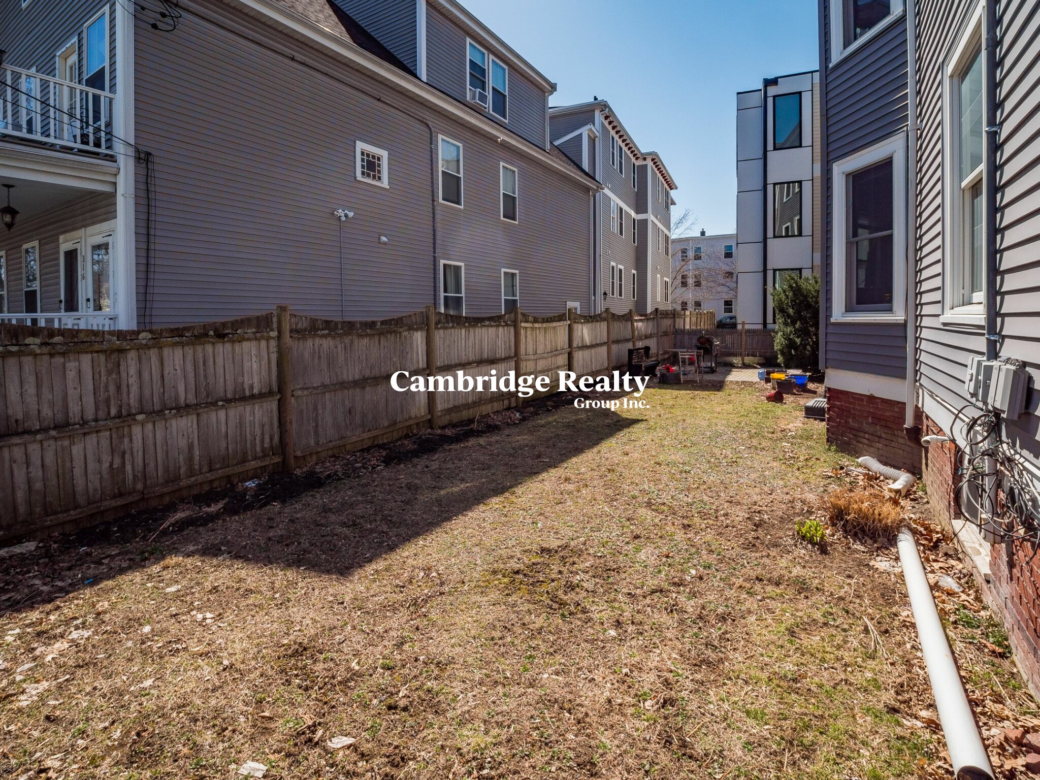 318 Beacon St, Ward Two