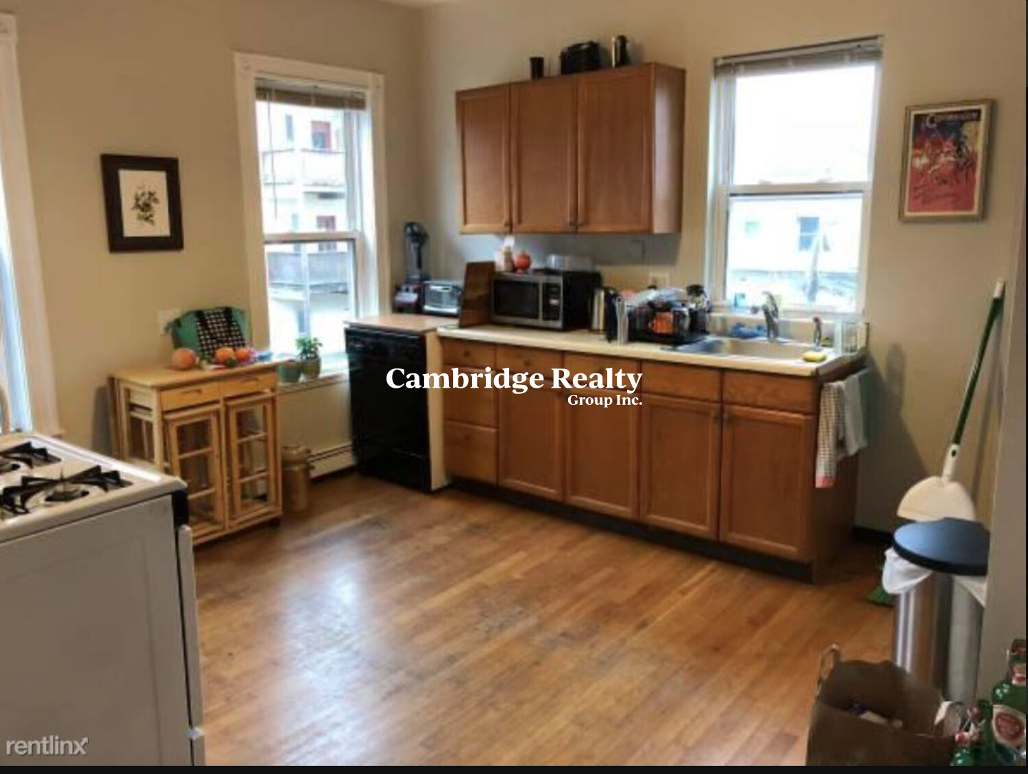2 bed, 1 bath apartment for rent at 166 Putnam Ave Unit 2, Cambridgeport — photo 2 of 9