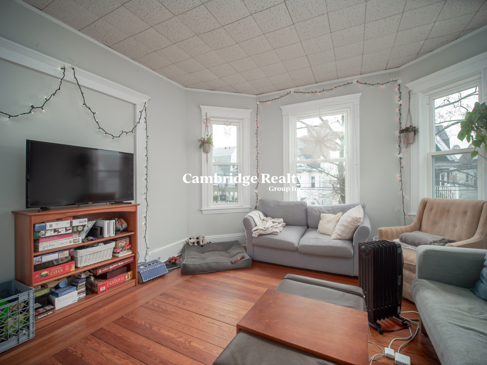 81 Bristol Rd, Medford