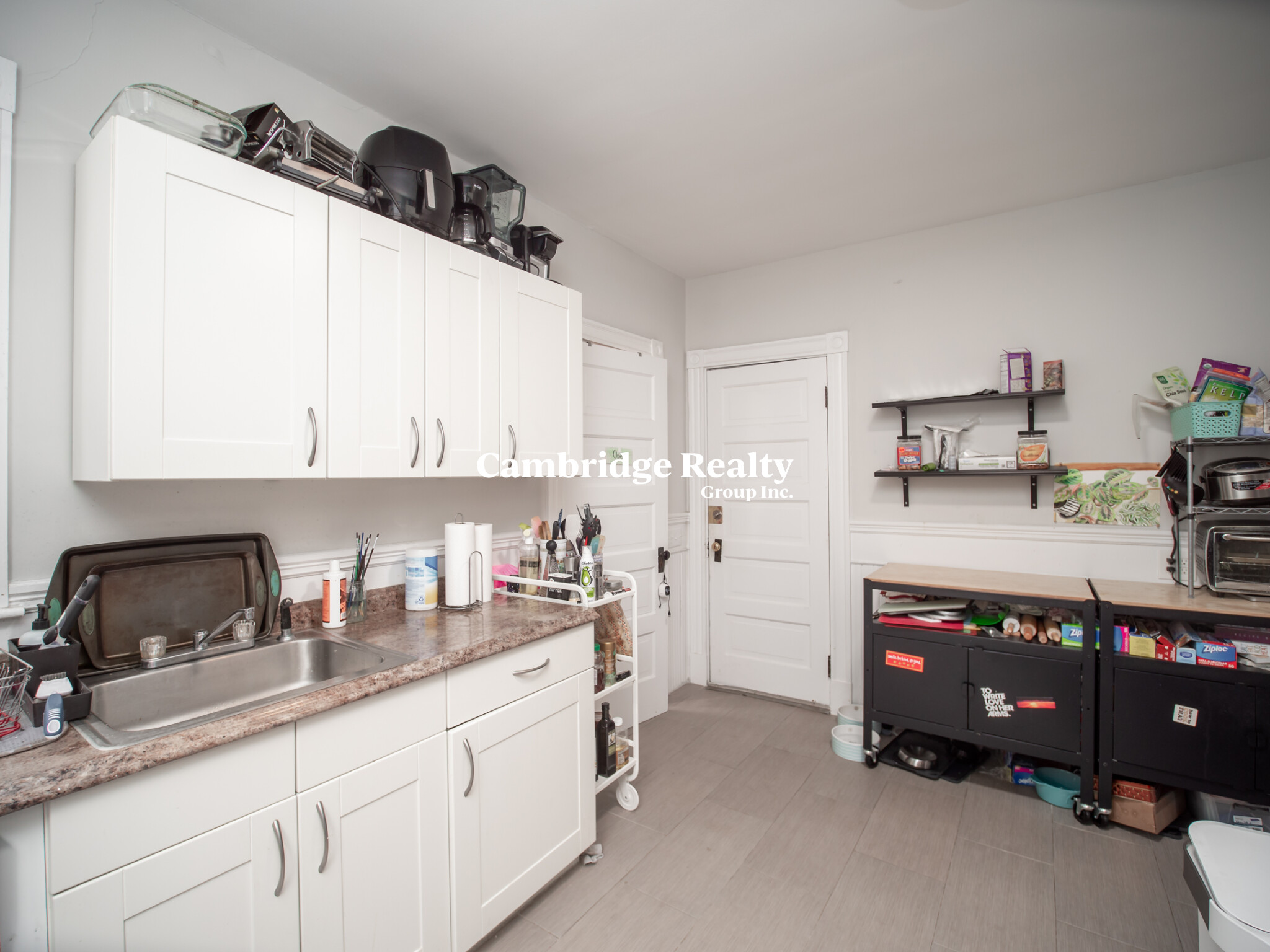 81 Bristol Rd, Medford