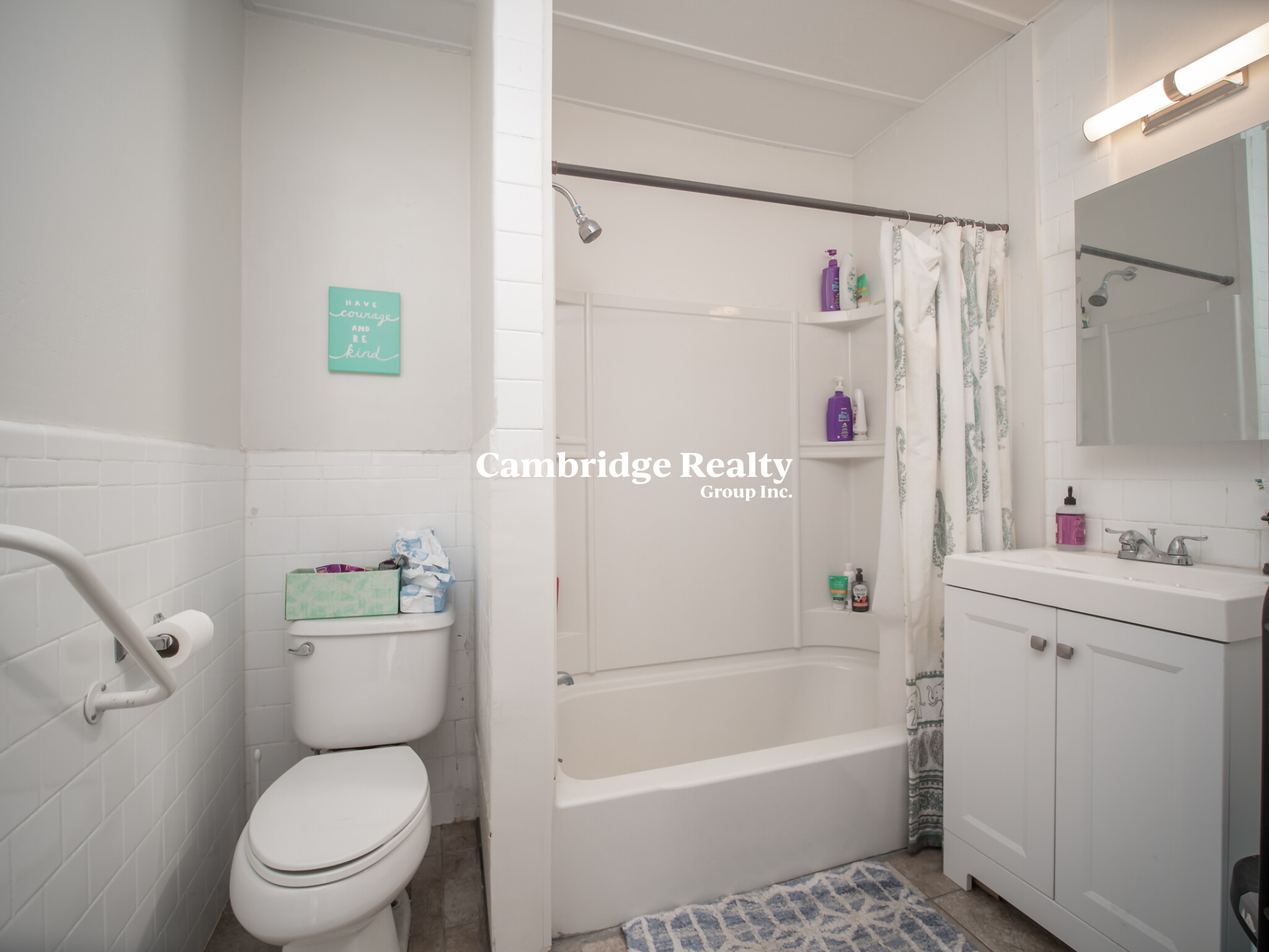 81 Bristol Rd, Medford