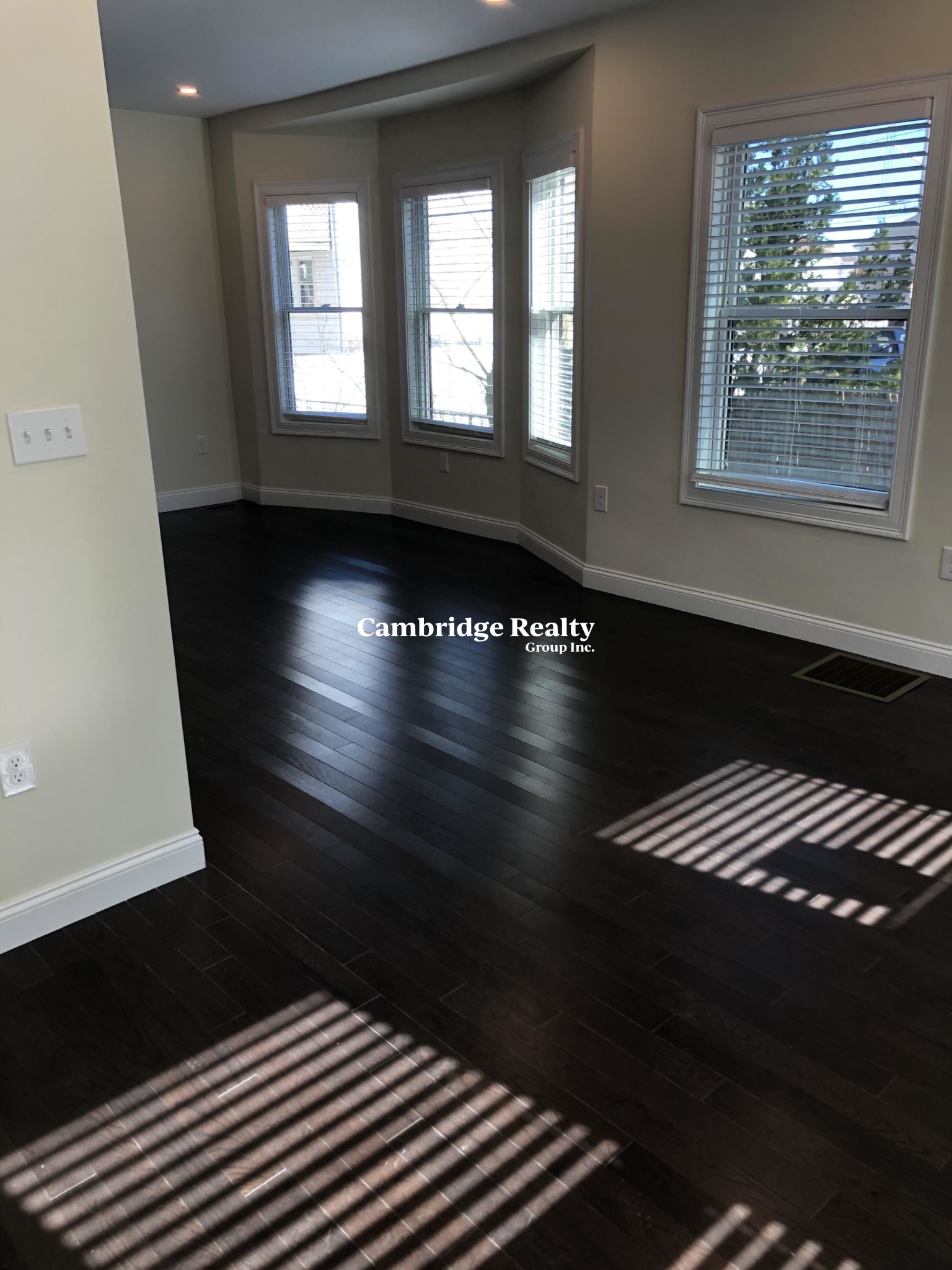 5 Malvern Ter, South Medford