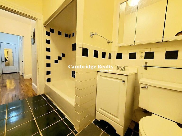 185 Beacon St, Ward Two