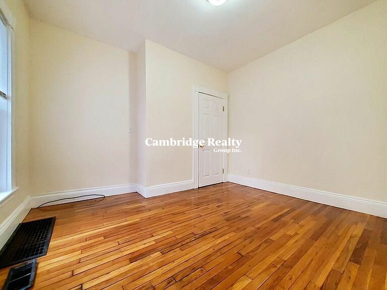 185 Beacon St, Ward Two