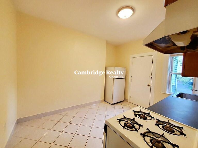 185 Beacon St, Ward Two