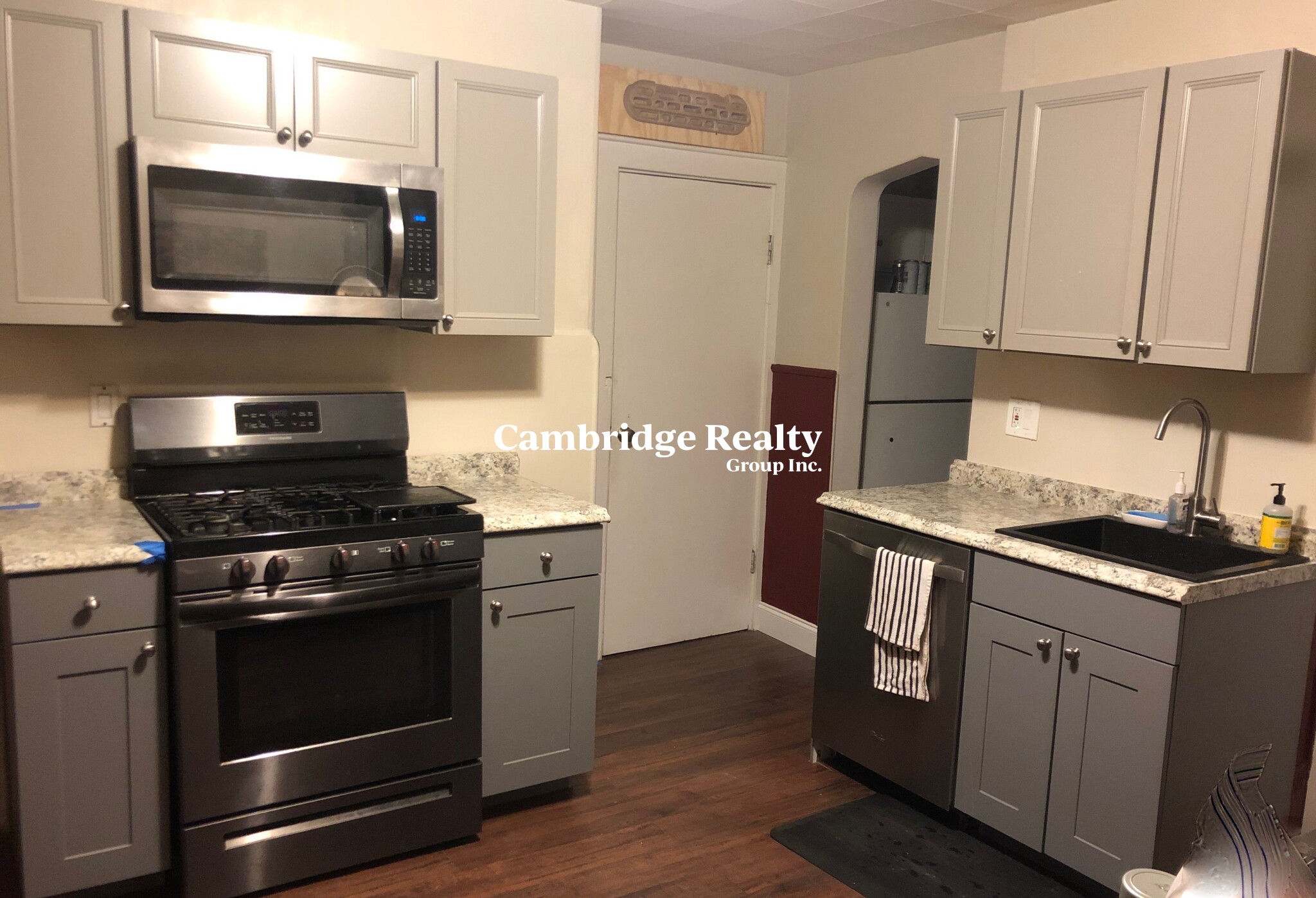 8 Park Ave, Davis Square