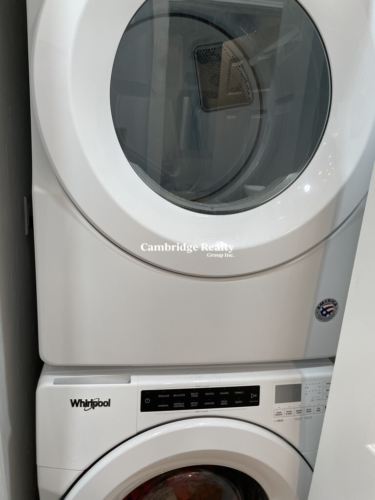 25 1/2 Gore St, East Cambridge