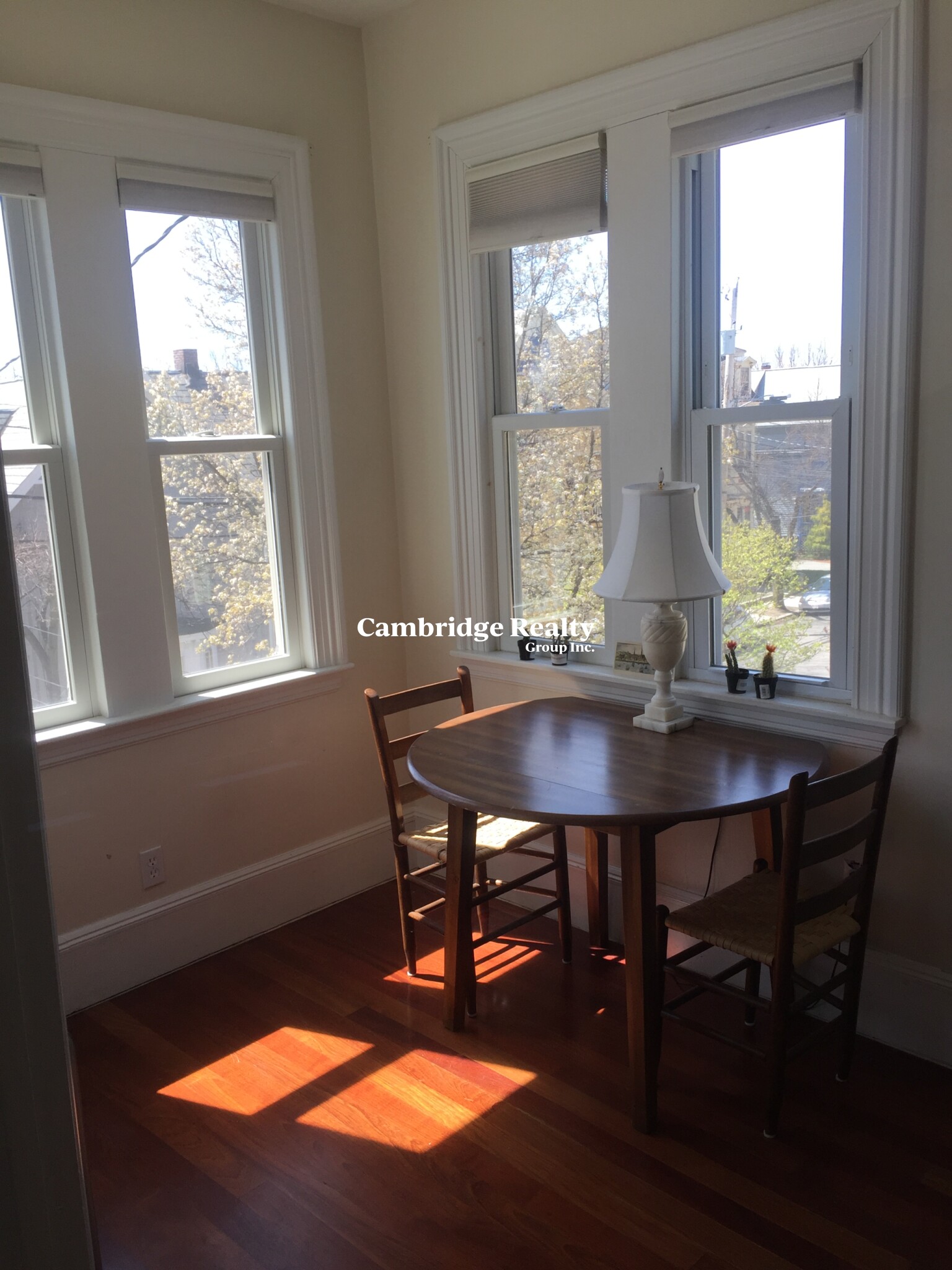 2.5 bed, 1 bath apartment for rent at 61 Columbus Ave Unit 1, Prospect Hill — photo 3 of 13