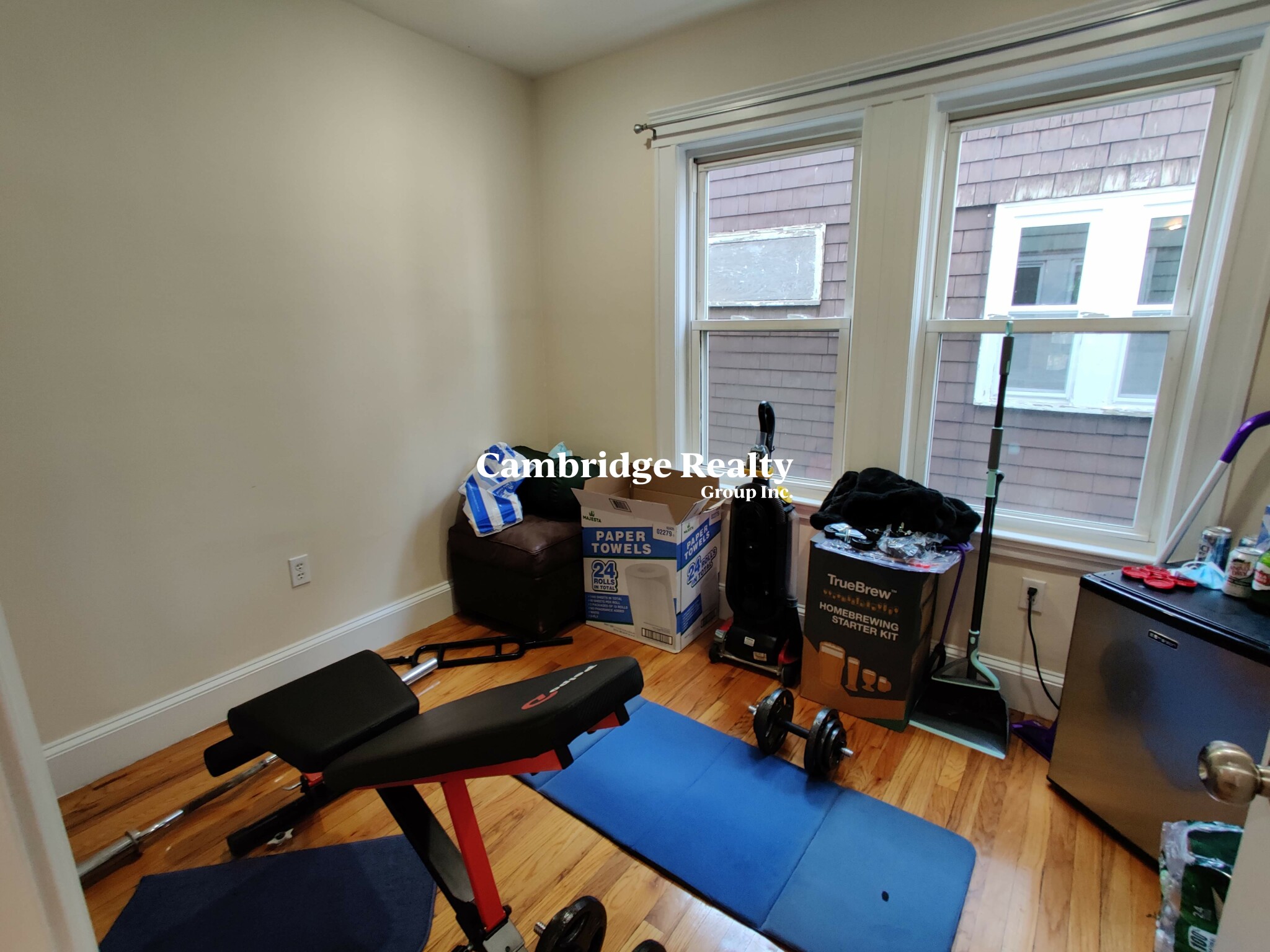 3.5 bed, 1 bath apartment for rent at 1 3 Edgar Ter Unit 2, Winter Hill — photo 11 of 21