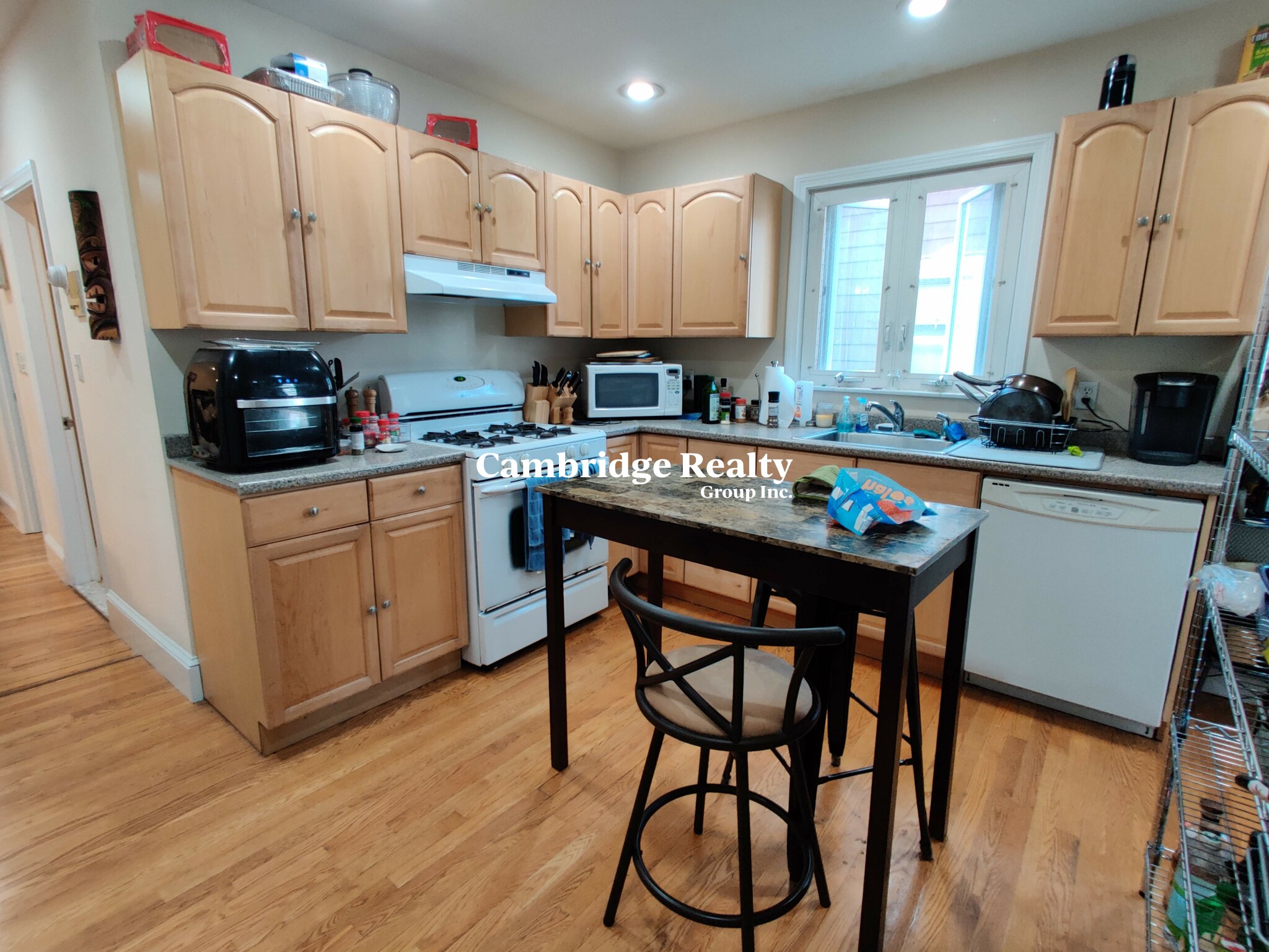 3.5 bed, 1 bath apartment for rent at 1 3 Edgar Ter Unit 2, Winter Hill — photo 3 of 21