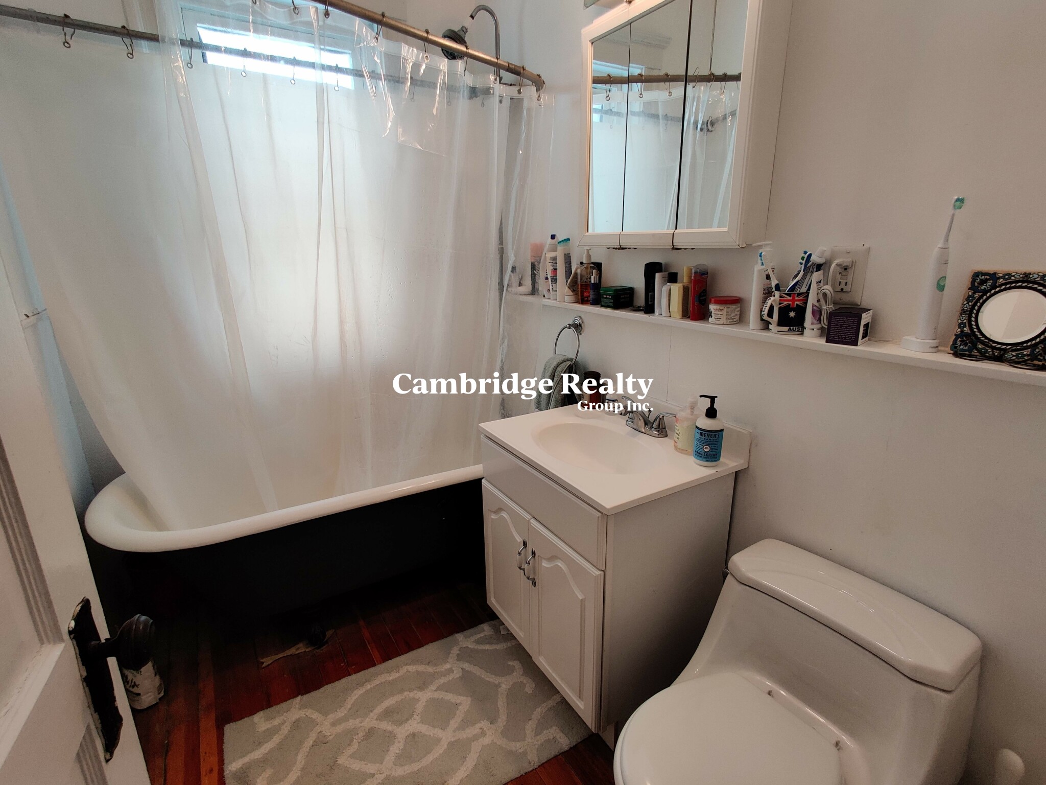 28 Washburn Ave, North Cambridge