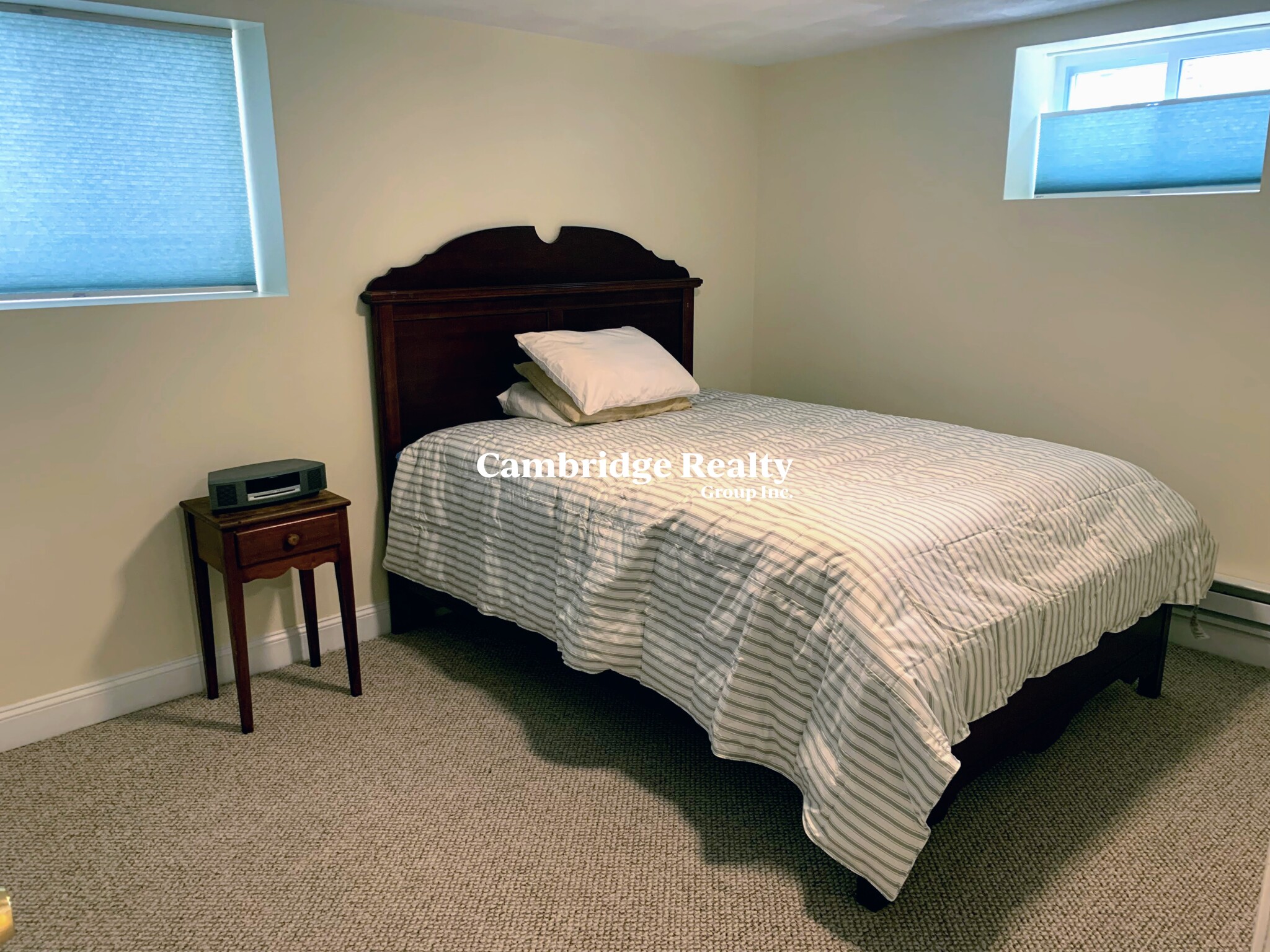 24 Glen St, East Somerville