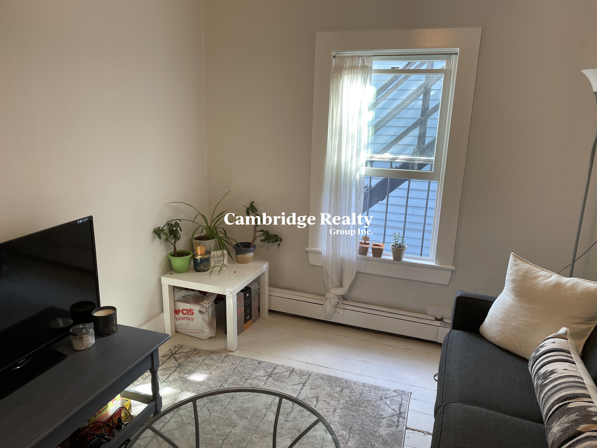 3 bed, 1 bath apartment for rent at 117 Pleasant St Unit 2, Cambridgeport — photo 6 of 11