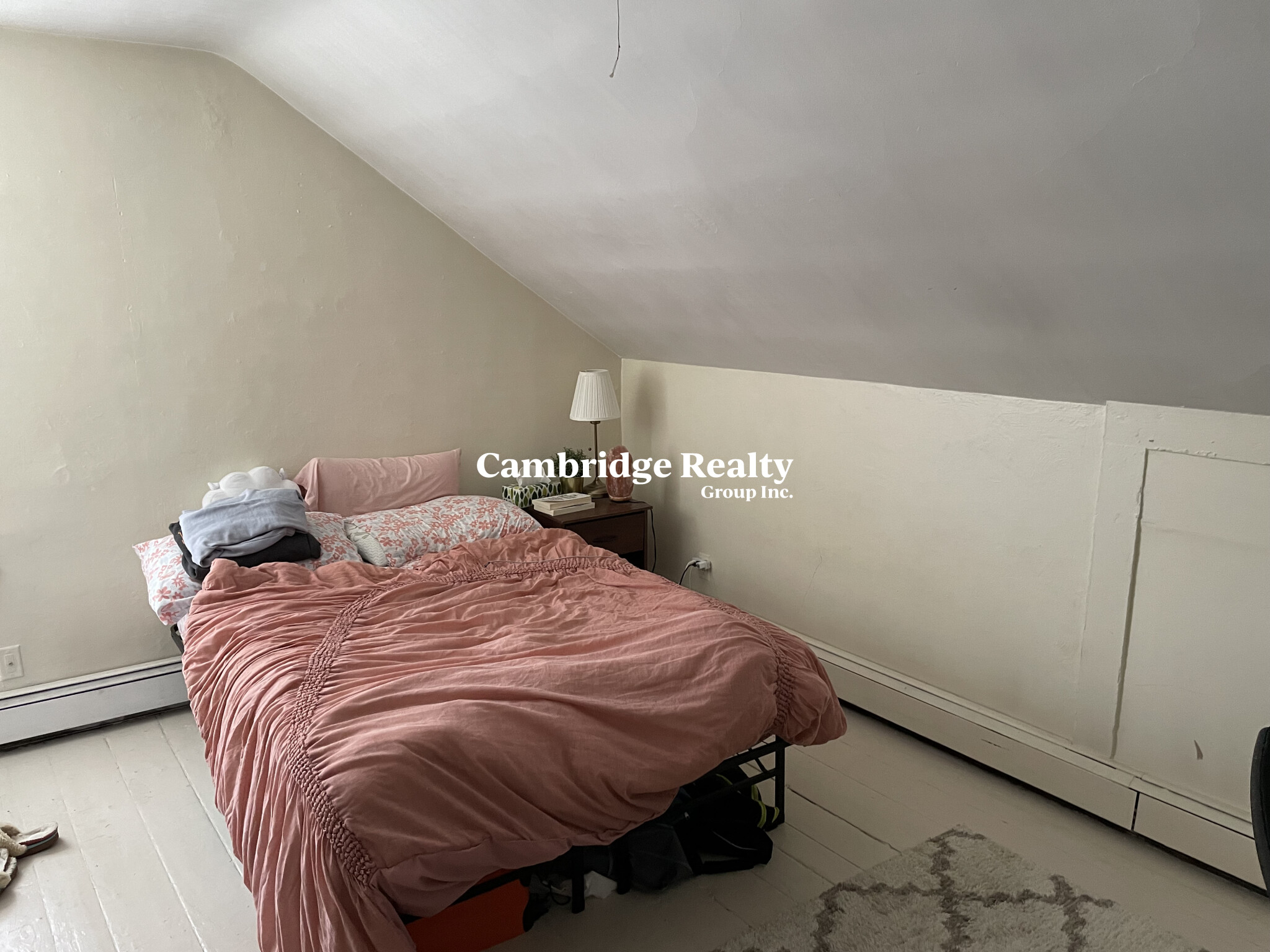3 bed, 1 bath apartment for rent at 117 Pleasant St Unit 2, Cambridgeport — photo 9 of 11