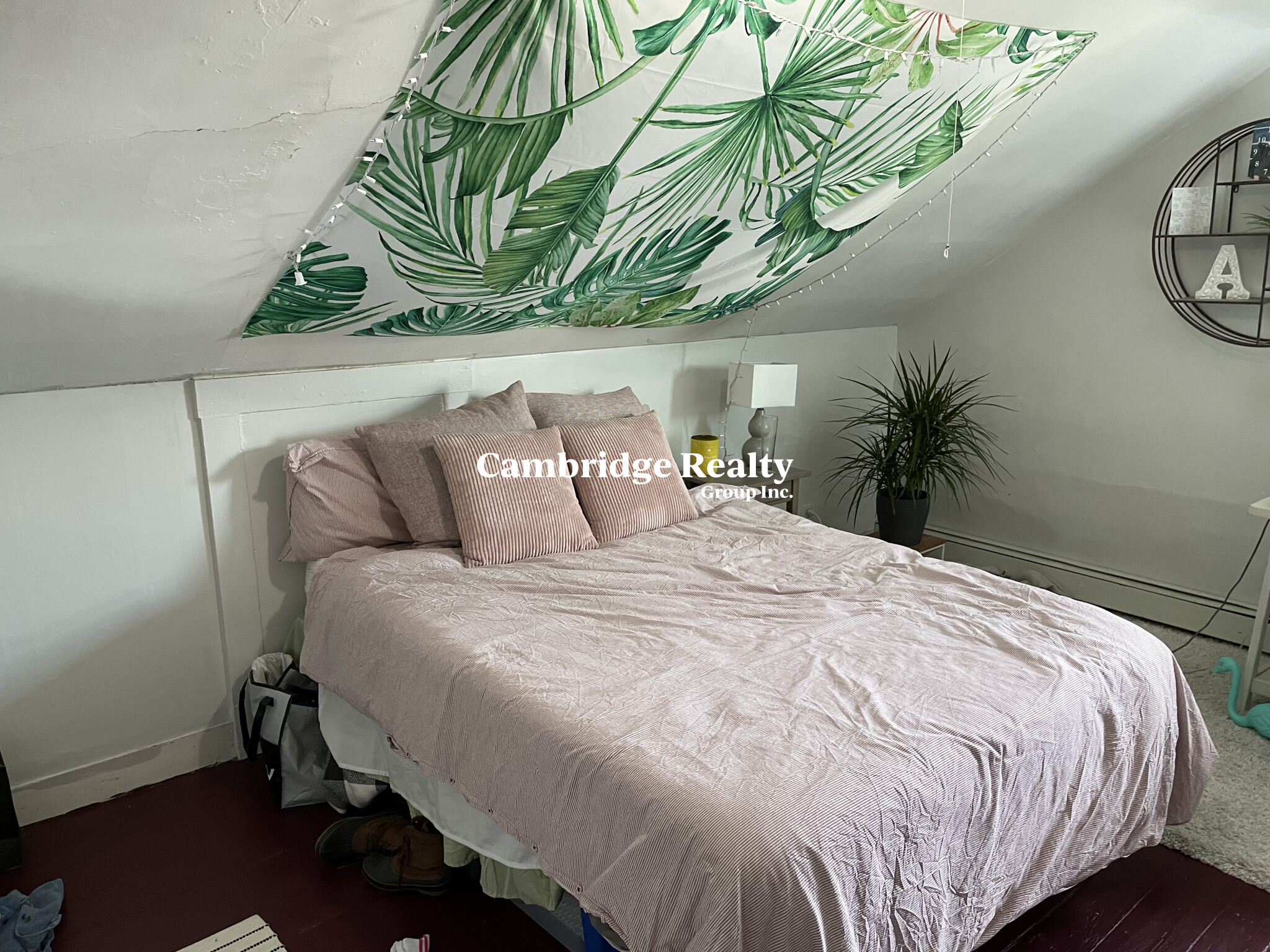 3 bed, 1 bath apartment for rent at 117 Pleasant St Unit 2, Cambridgeport — photo 8 of 11