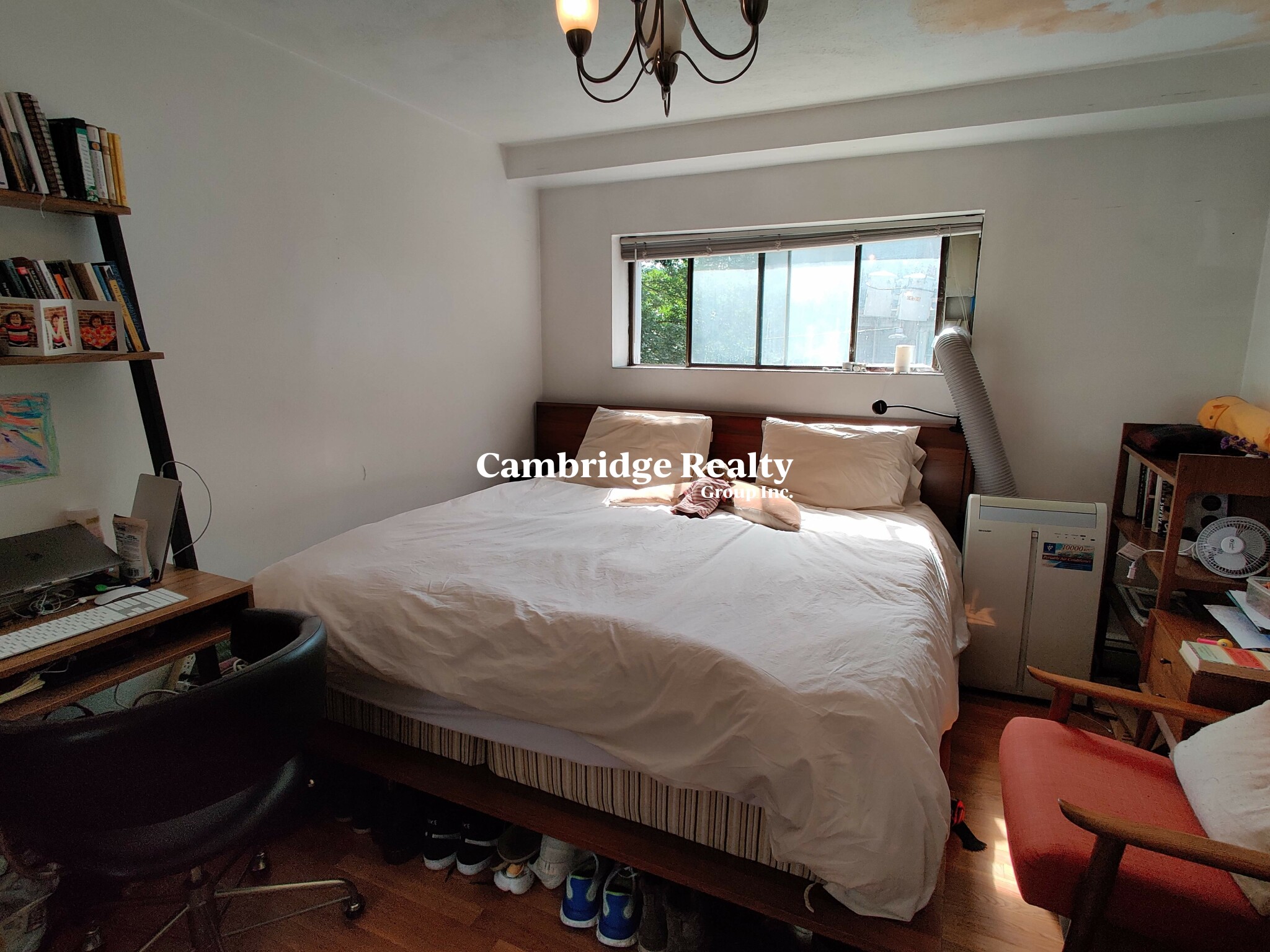 1643 Cambridge St, Harvard Square