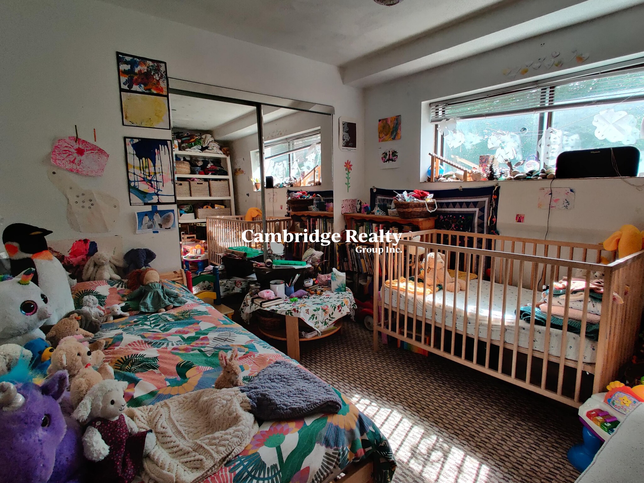 1643 Cambridge St, Harvard Square