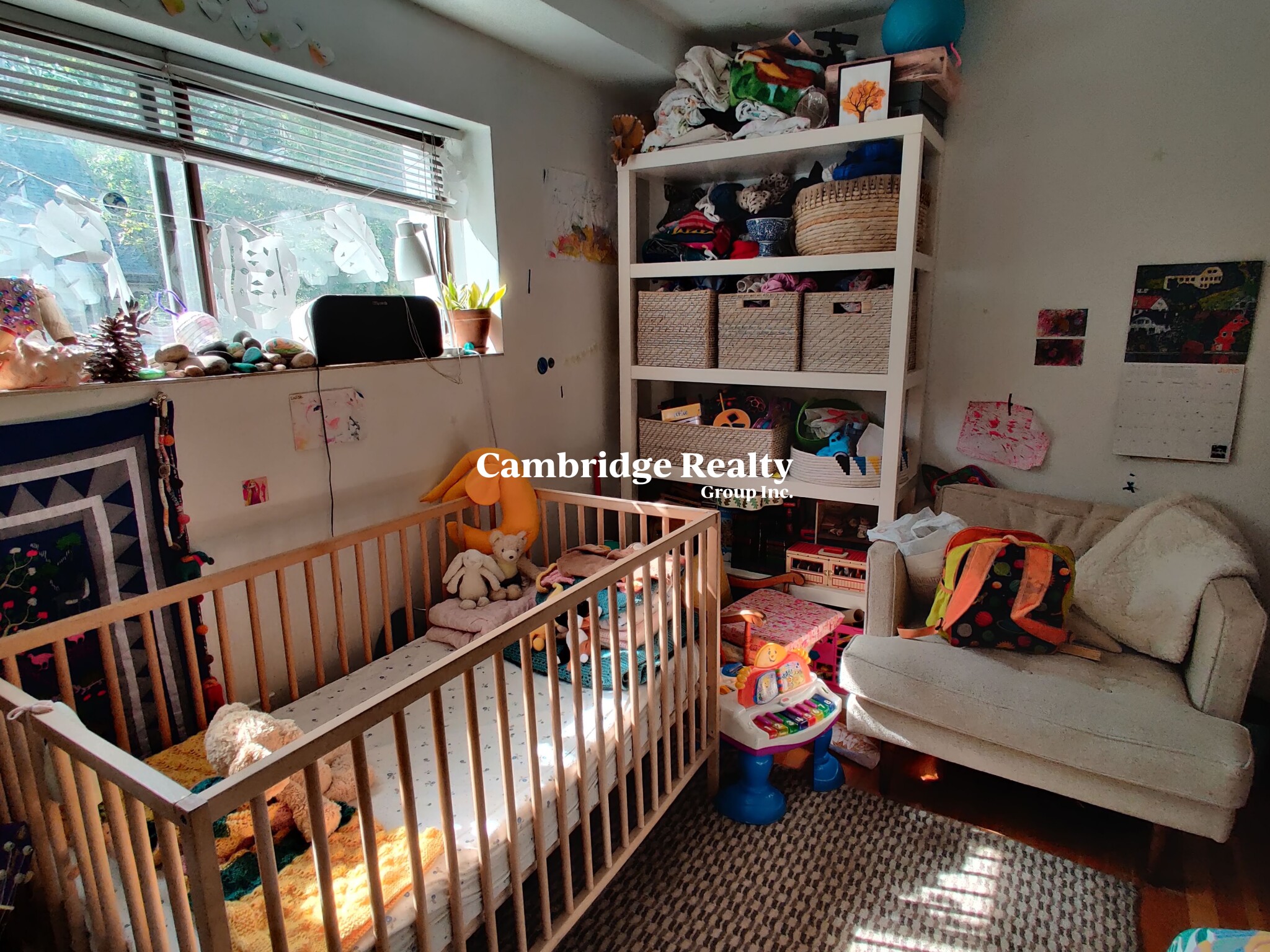 1643 Cambridge St, Harvard Square