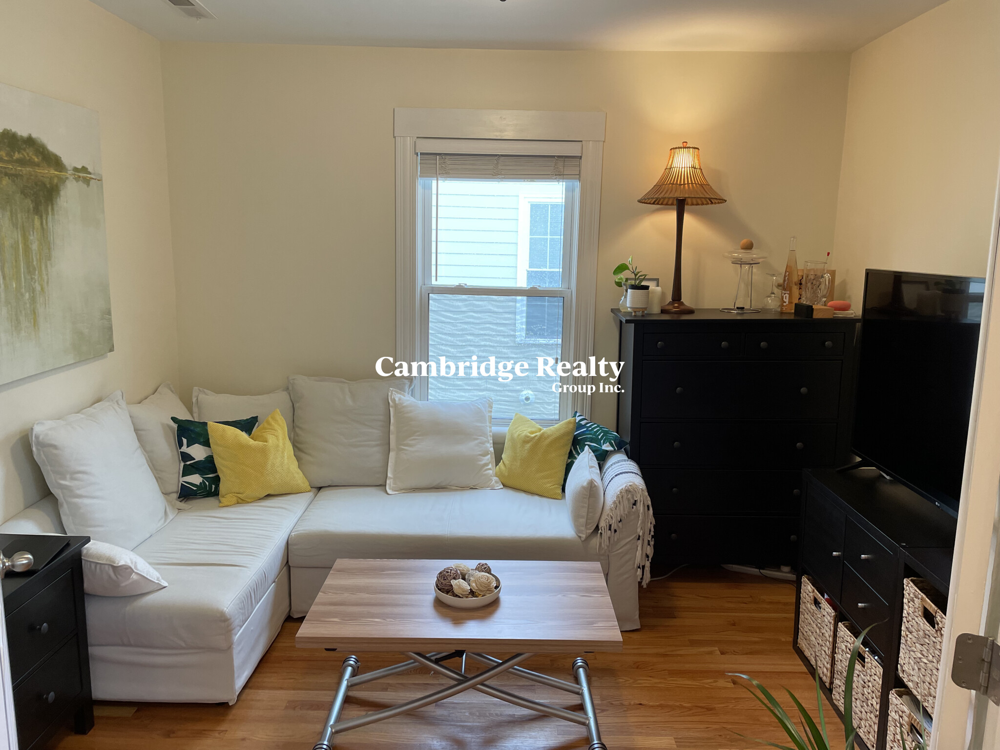 212 Green St, Central Square