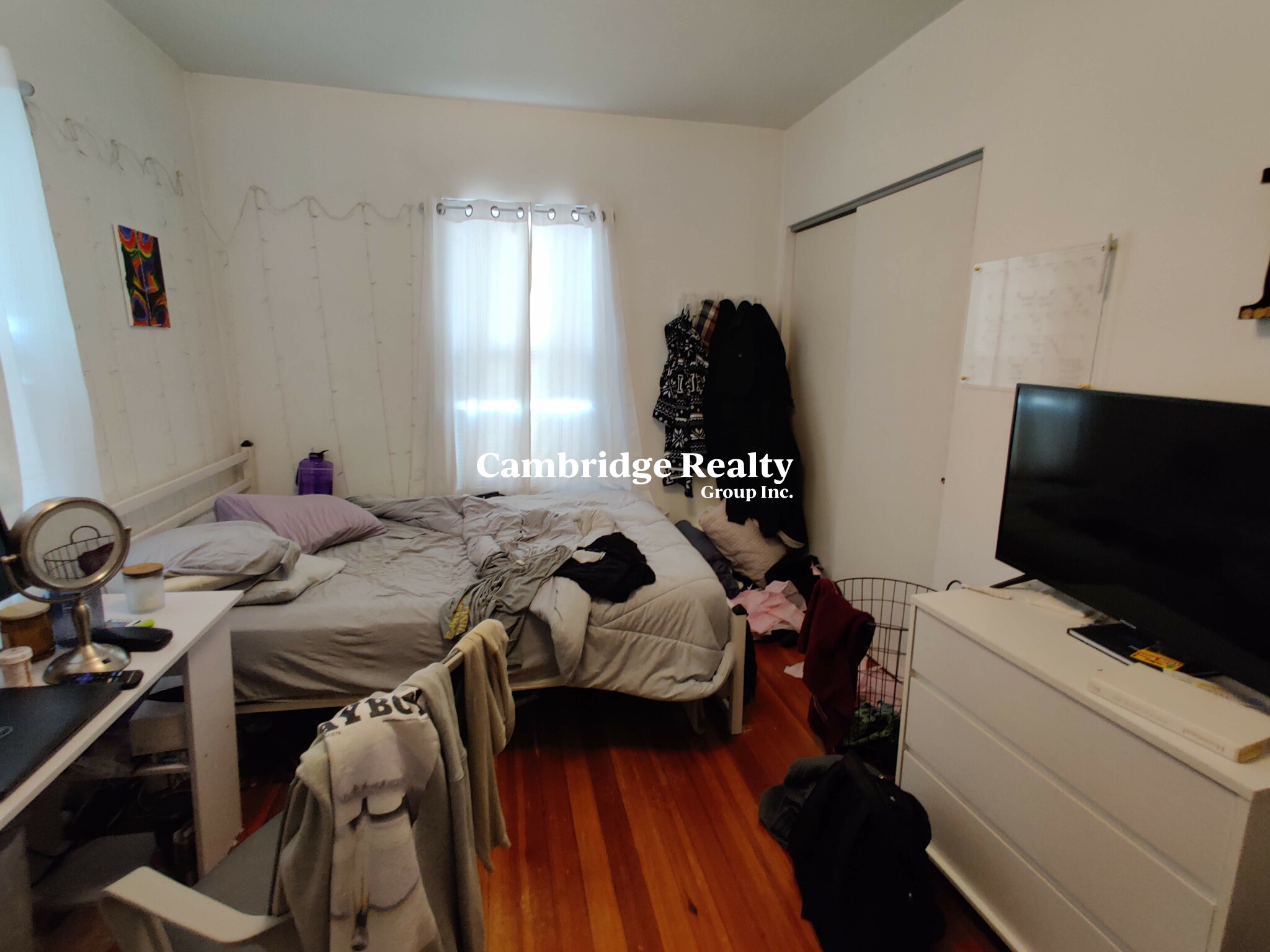 4 bed, 2 bath apartment for rent at 86 Fellsway Unit 2, Winter Hill — photo 8 of 14