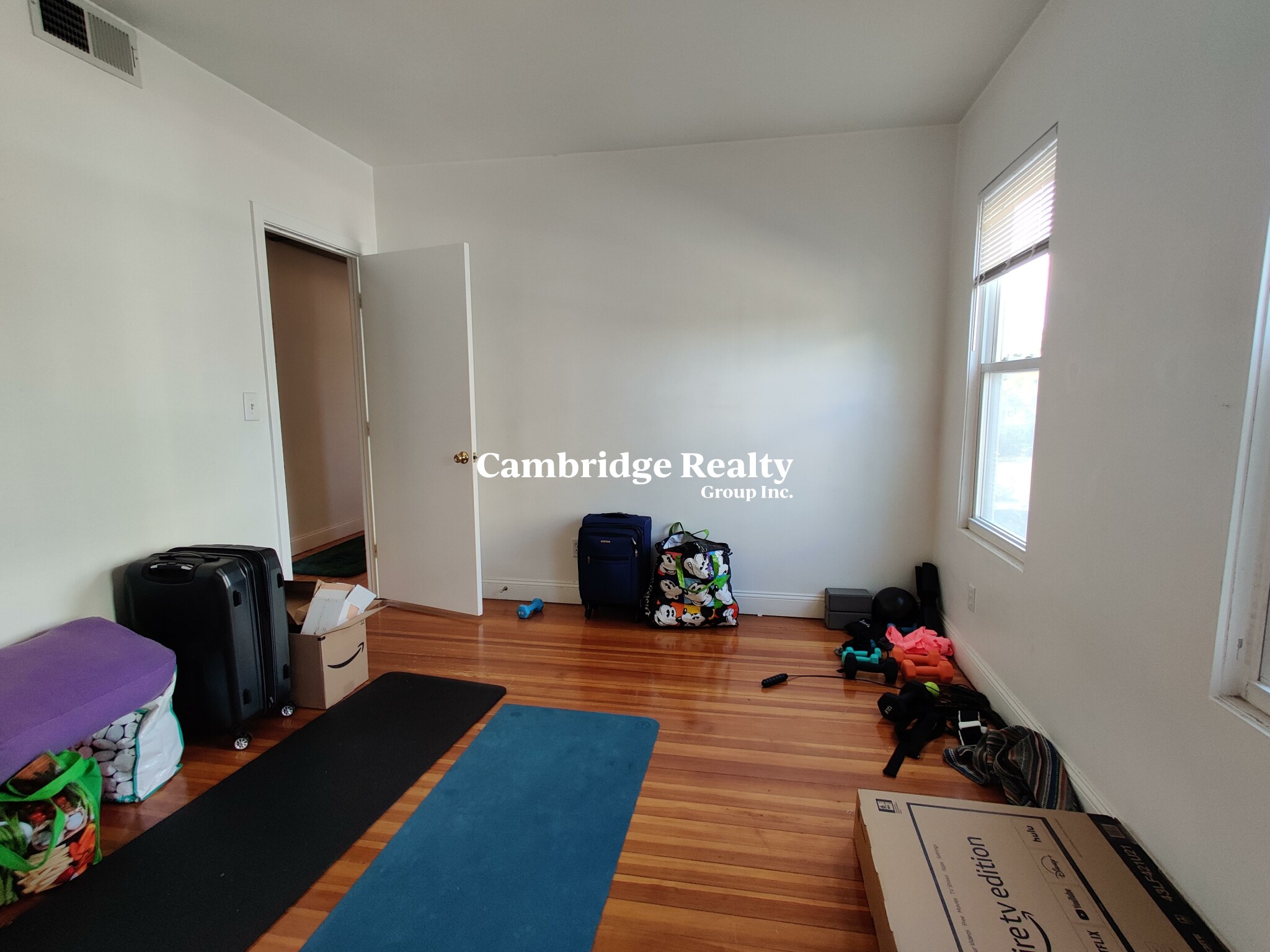 4 bed, 2 bath apartment for rent at 86 Fellsway Unit 2, Winter Hill — photo 14 of 14