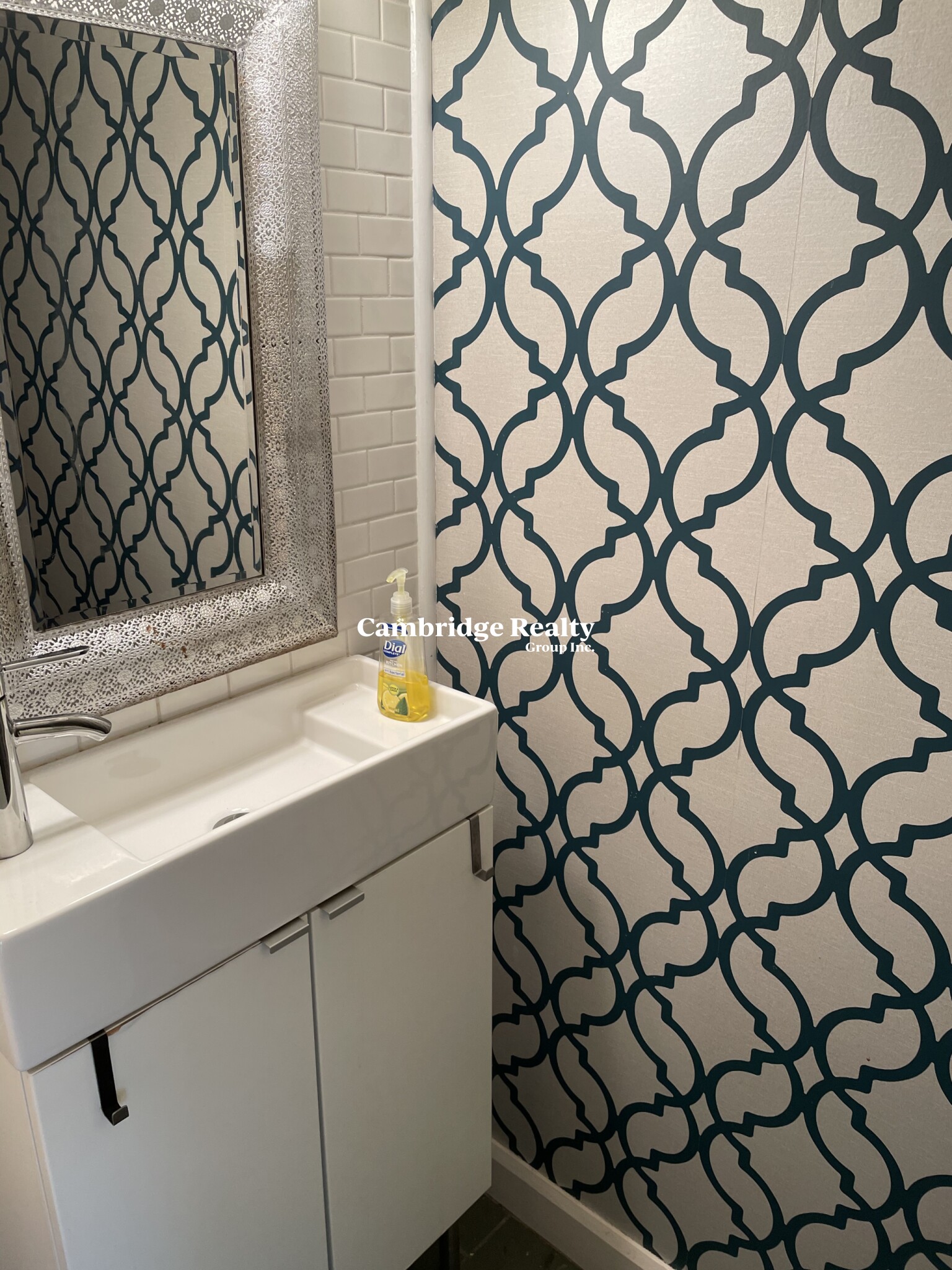 117 Governor Winthrop Rd, Ten Hills