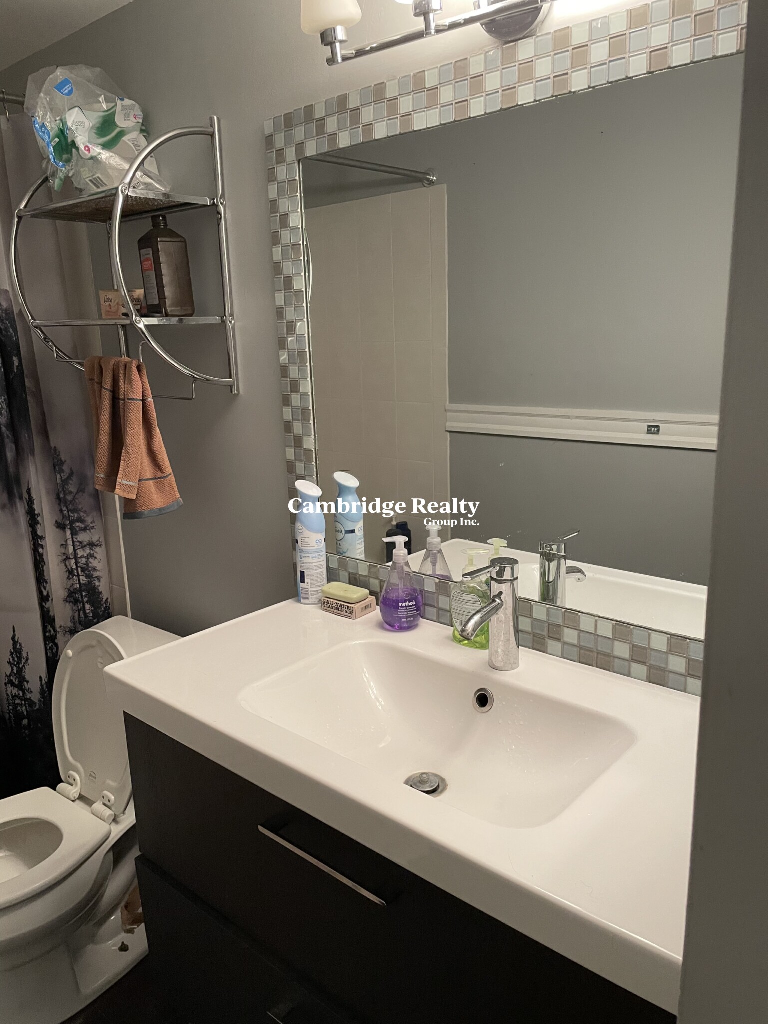 117 Governor Winthrop Rd, Ten Hills