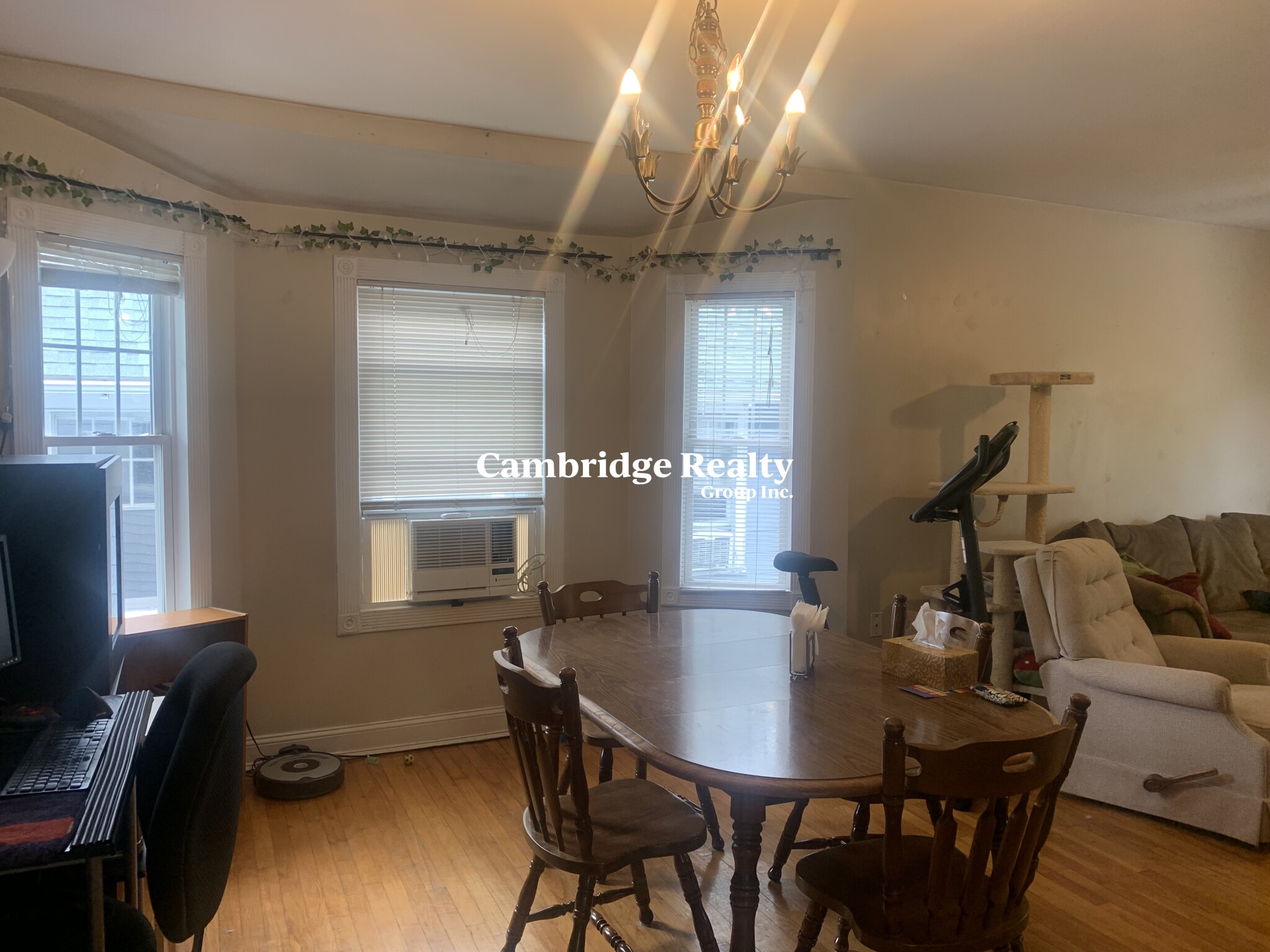 48 Orchard St, Medford