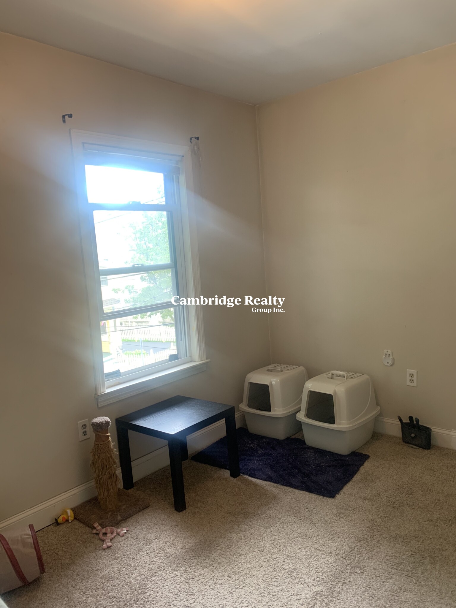 48 Orchard St, Medford