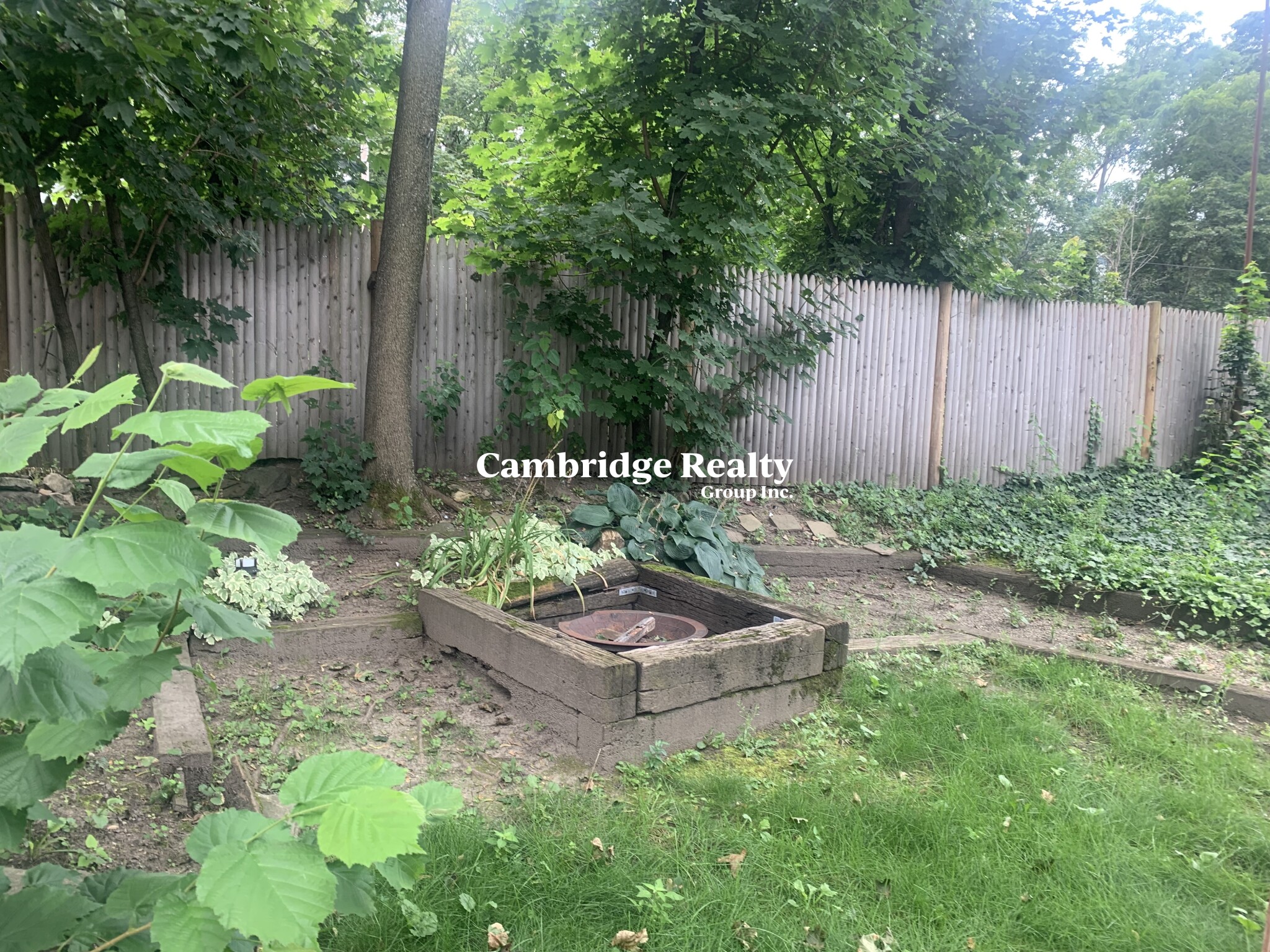 48 Orchard St, Medford