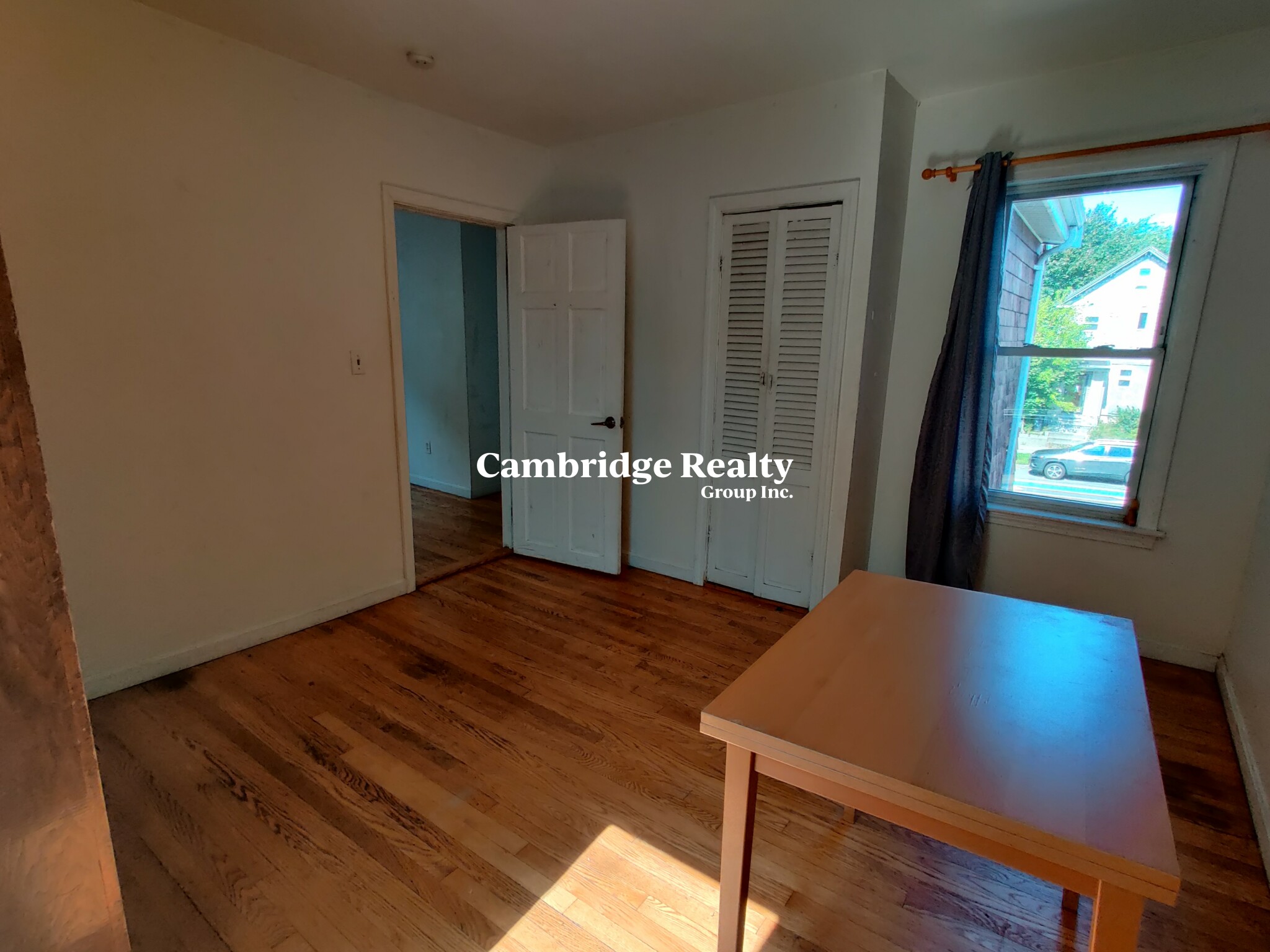 5 bed, 1 bath apartment for rent at 594 Broadway Unit 2, Ball Square — photo 4 of 20
