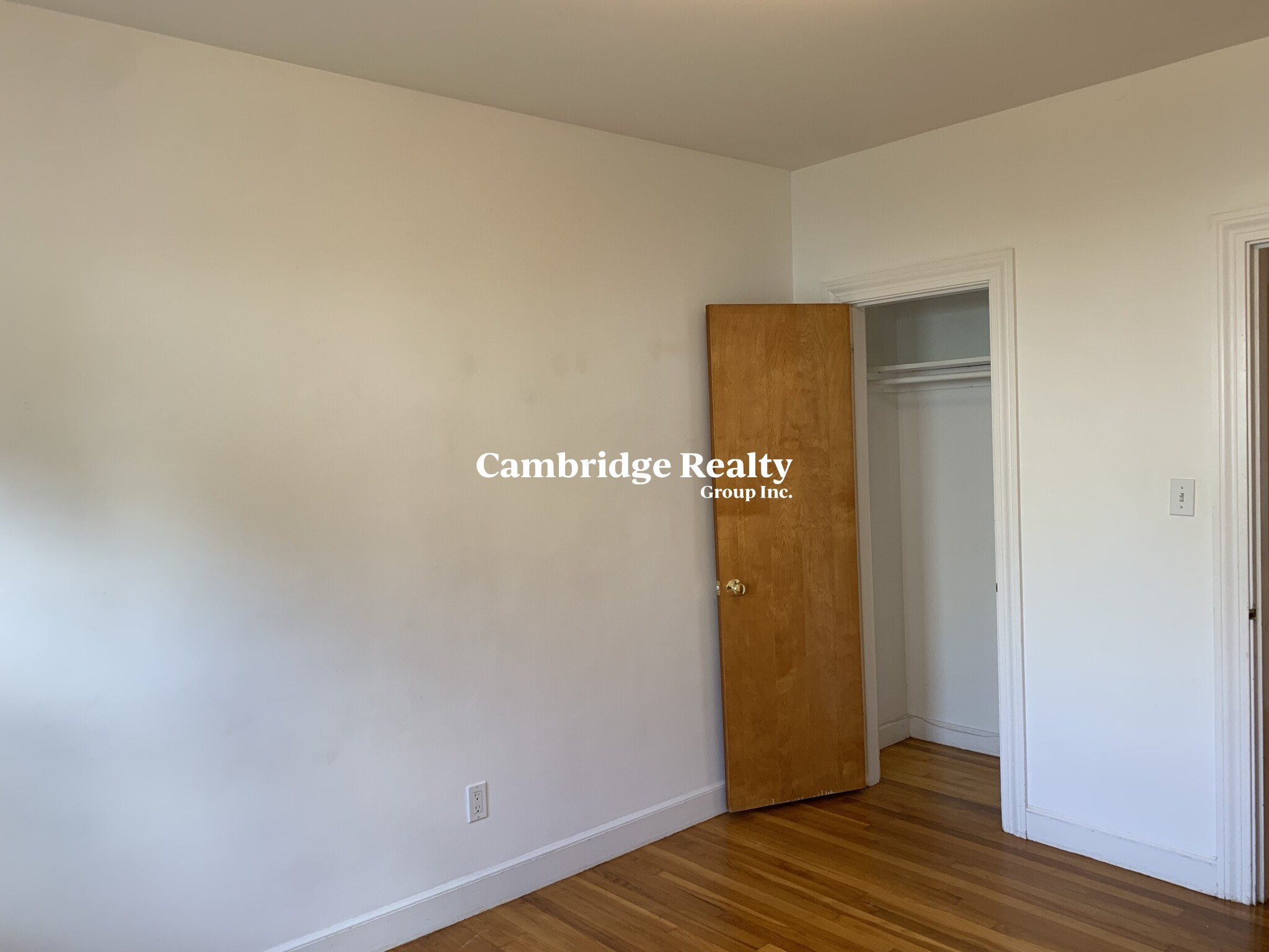 50 Marion Rd, Arlington