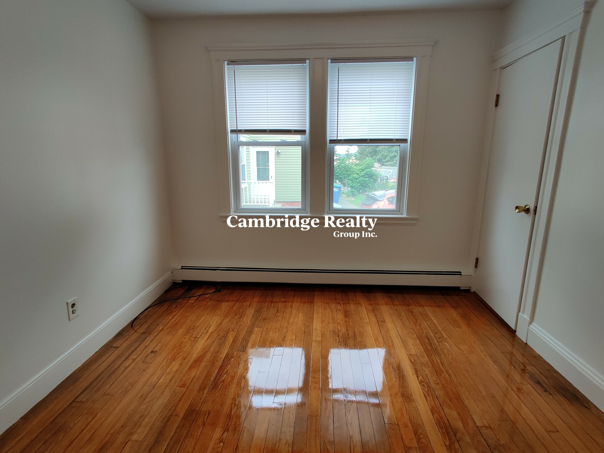 25 Conwell Ave, West Somerville